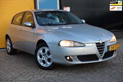 Alfa Romeo 147 1.6 T.Spark Veloce Collezione / NAP / Goed Onderho