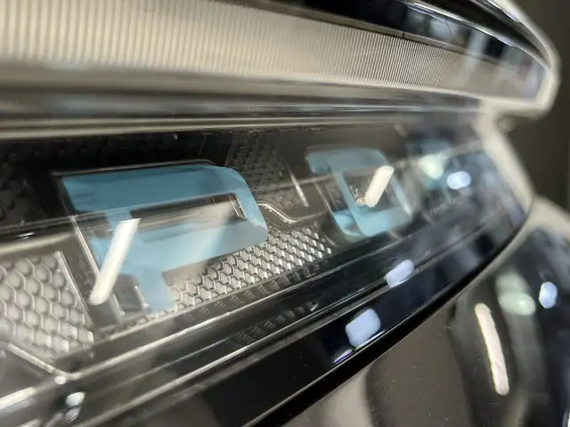 Porsche Taycan view 13