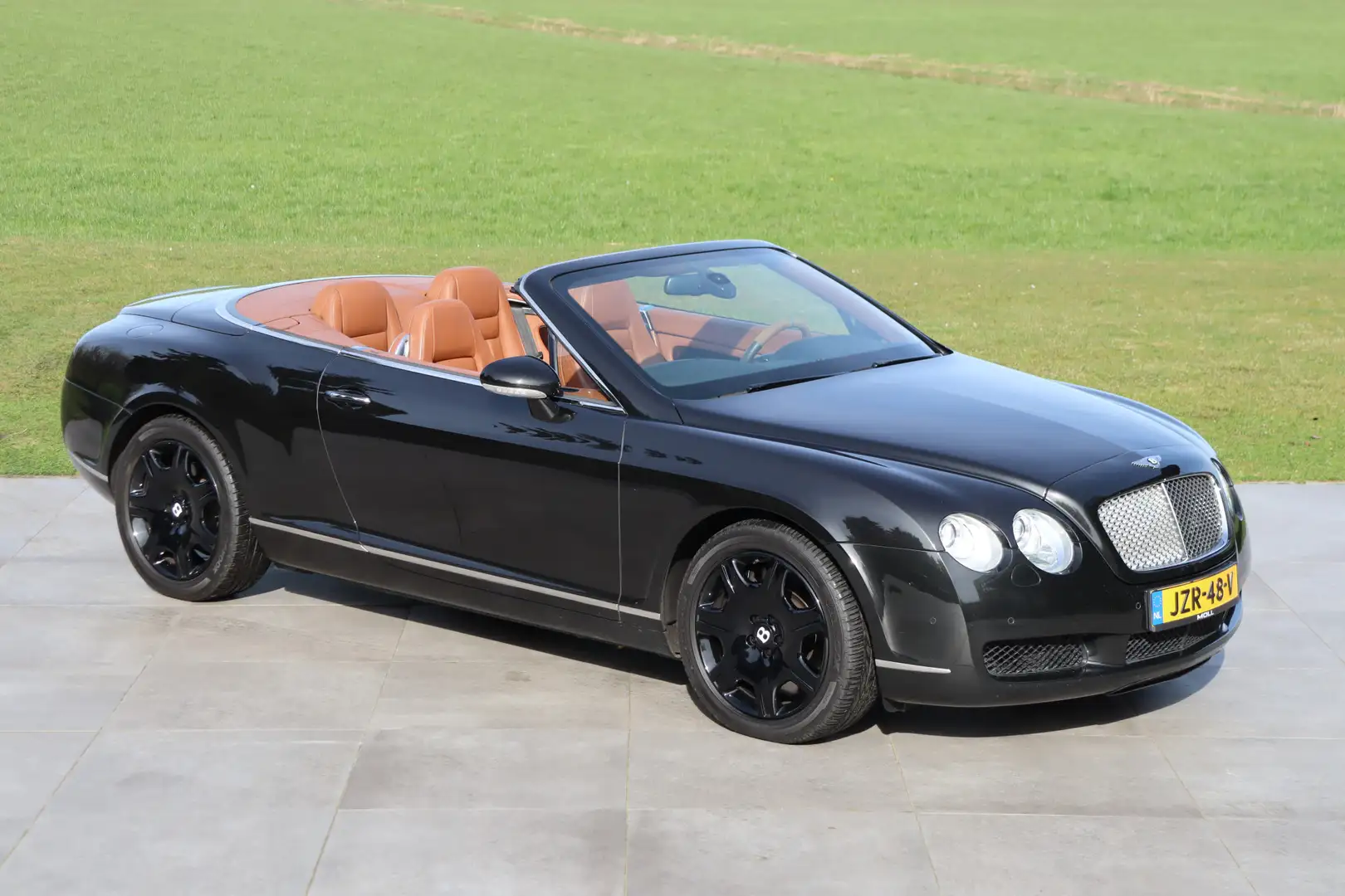 Bentley Continental GTC 6.0 W12 Schwarz - 1