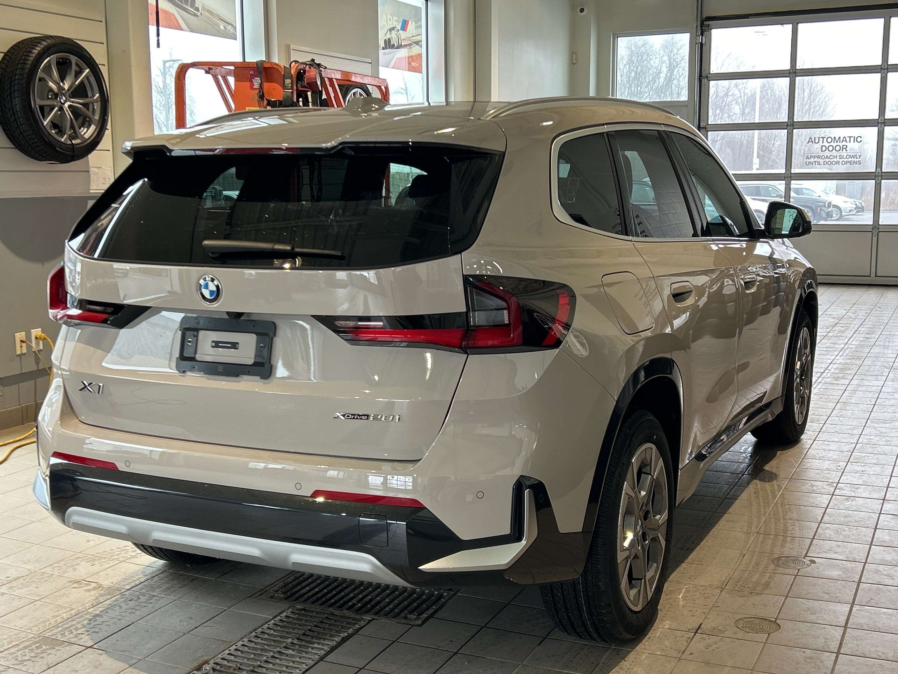 2026 BMW X1 xDrive28i — снимка 1