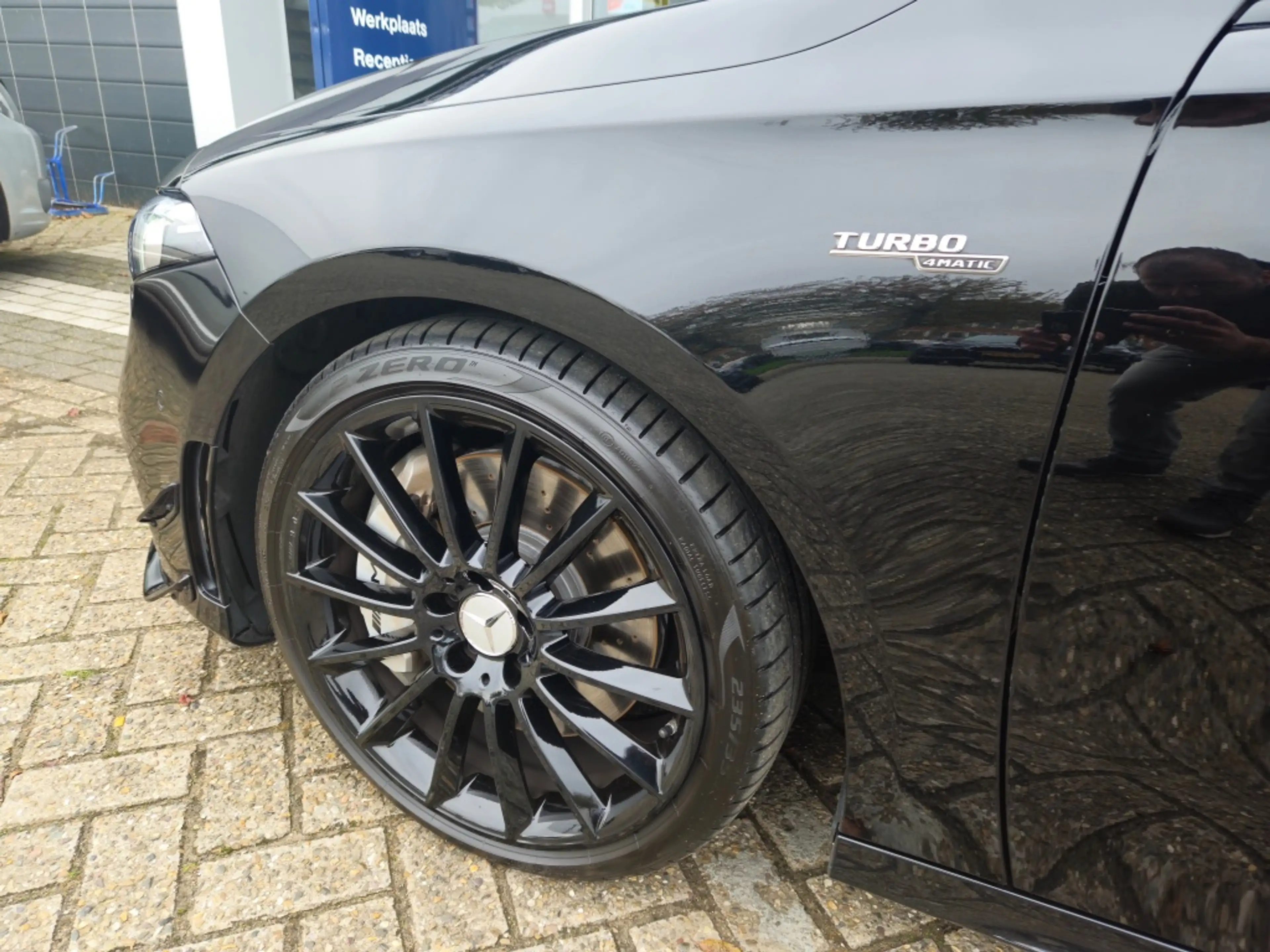Mercedes-Benz A 35 AMG 4M Ed. 1 Pano | Burmester | Akrapovic — photo 4