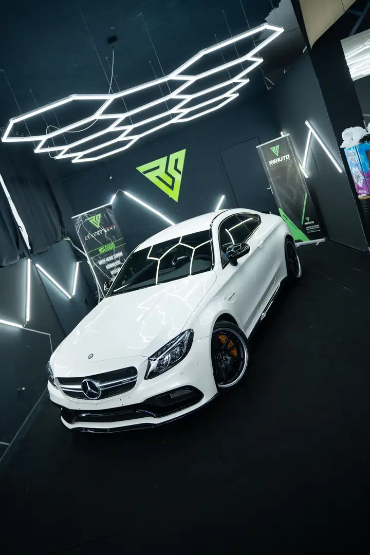 Mercedes-Benz C 63 AMG Coupe S EDITION 1 White - 1