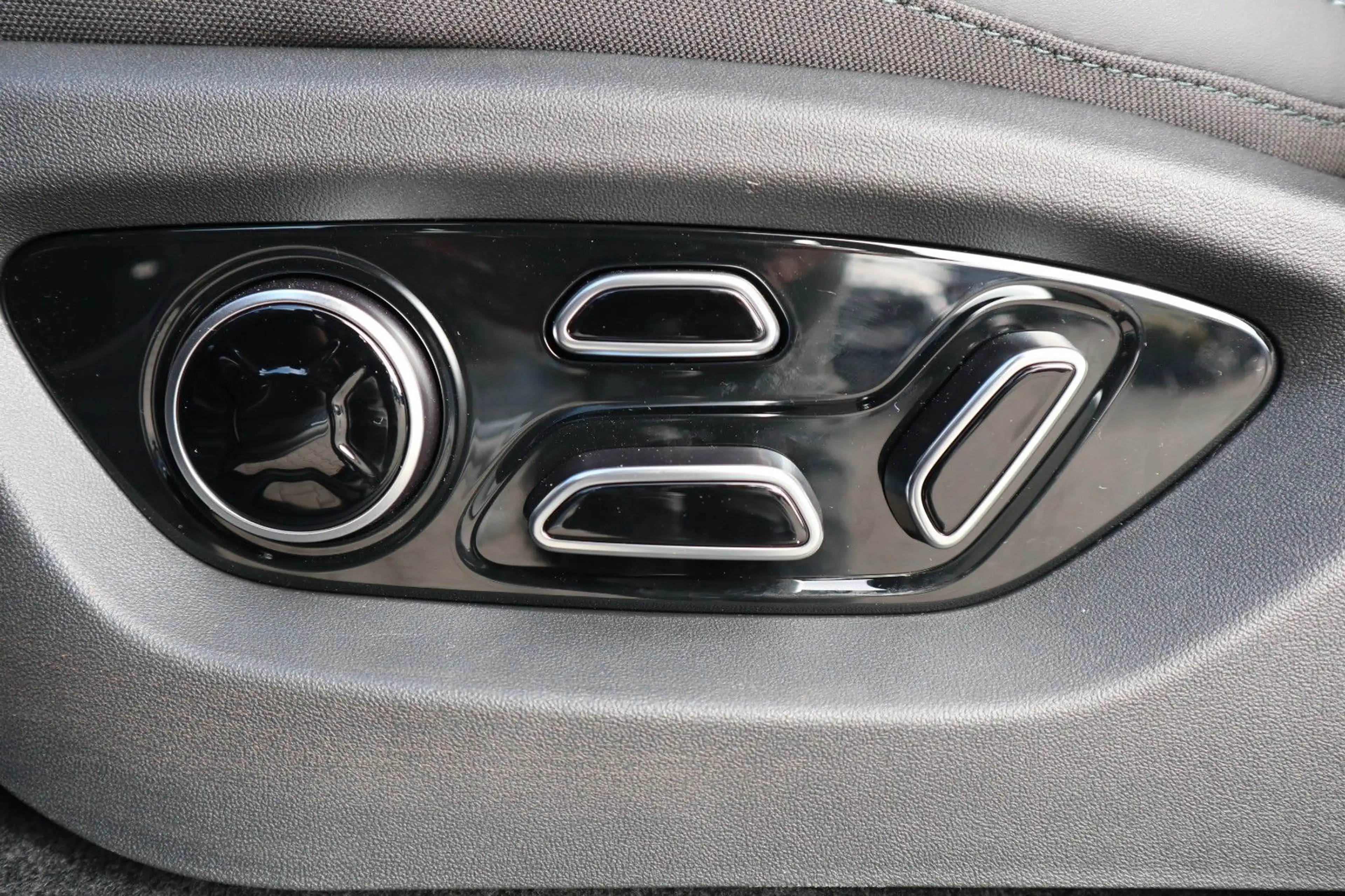 BYD Sealion 7 Comfort RWD 82.5 kWh *BLACK WEEK* — photo 13