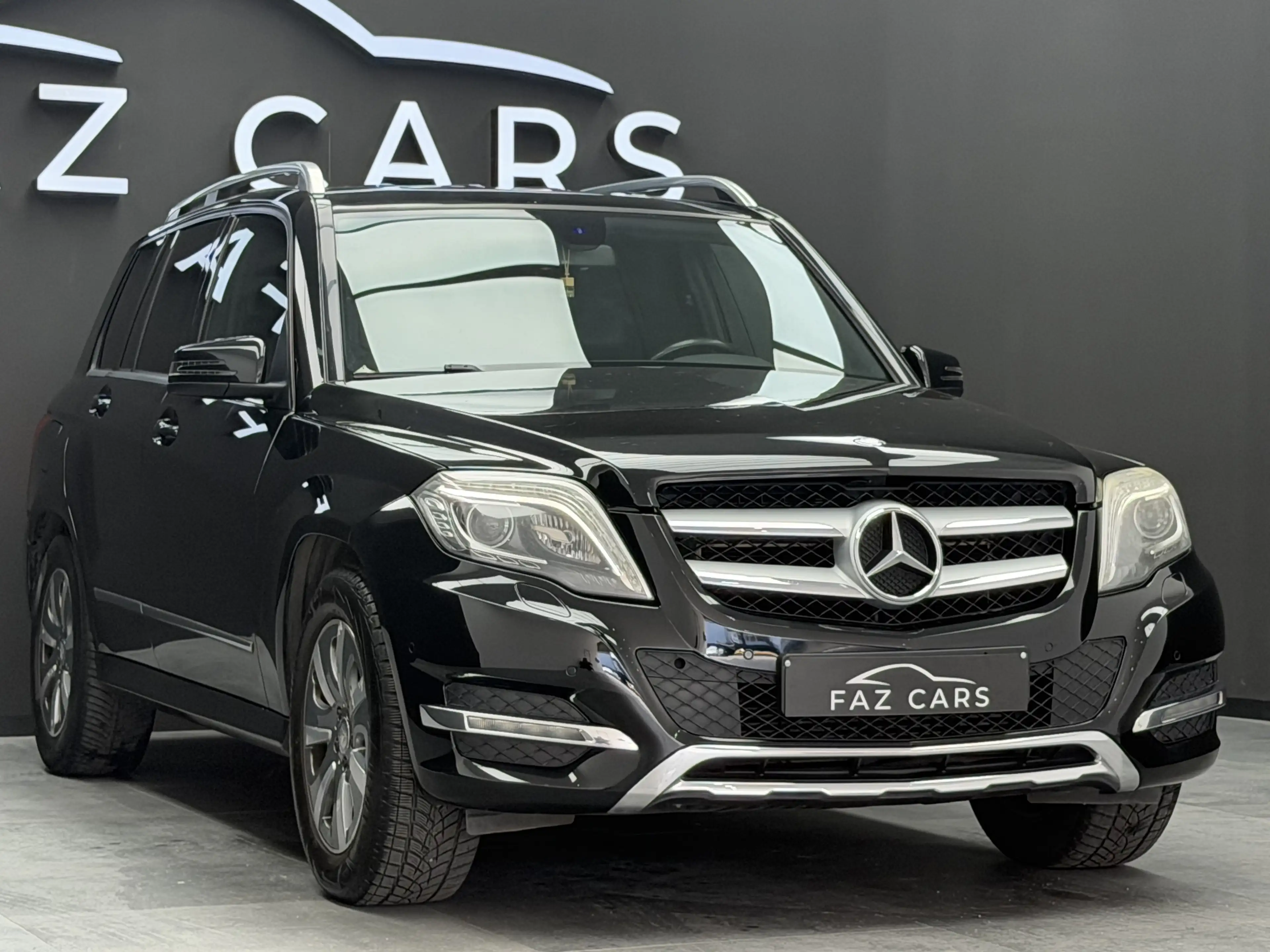 Mercedes-Benz GLK 200 CDI * 1ER PROP + GPS + REGU + JANTES + XÉNON * — photo 4