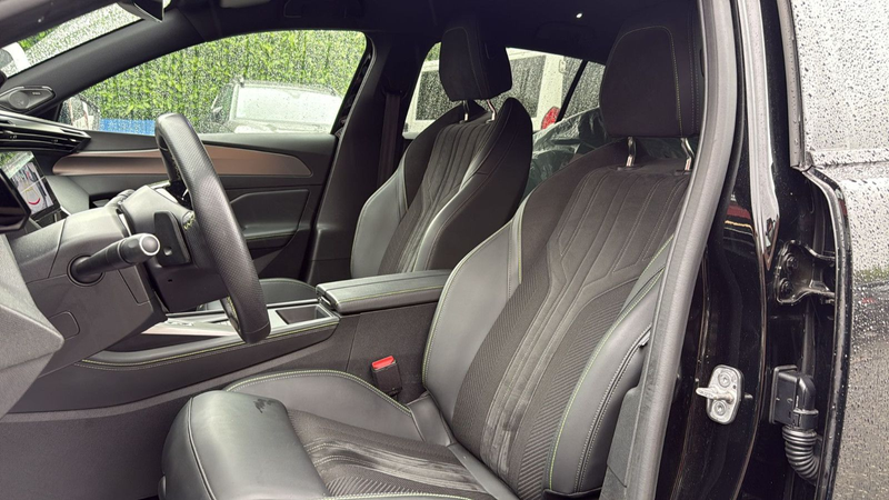 Peugeot 408 PureTech 130 GT — photo 11