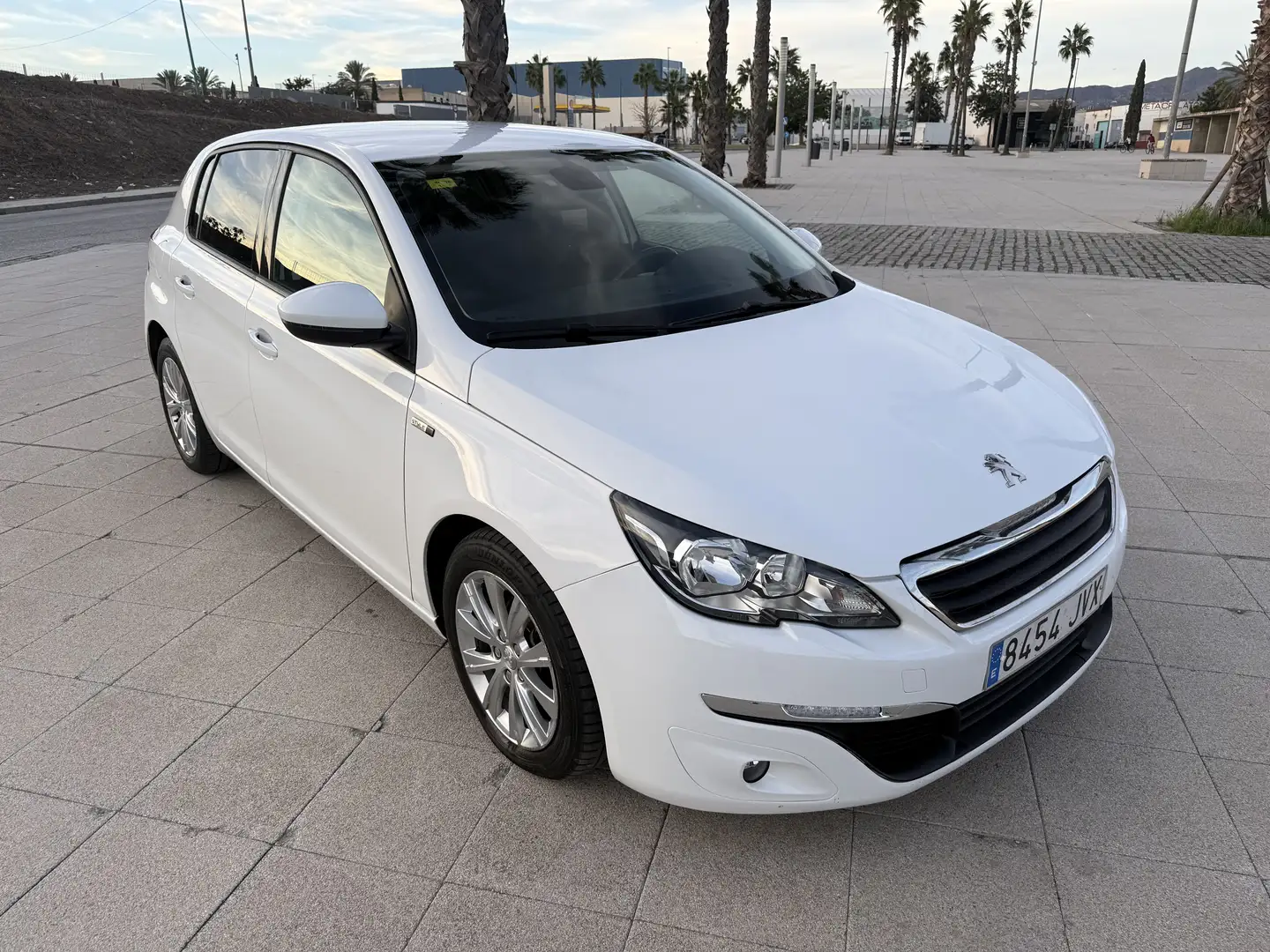 Peugeot 308 1.6BlueHDi S&S Style 100 Blanco - 2