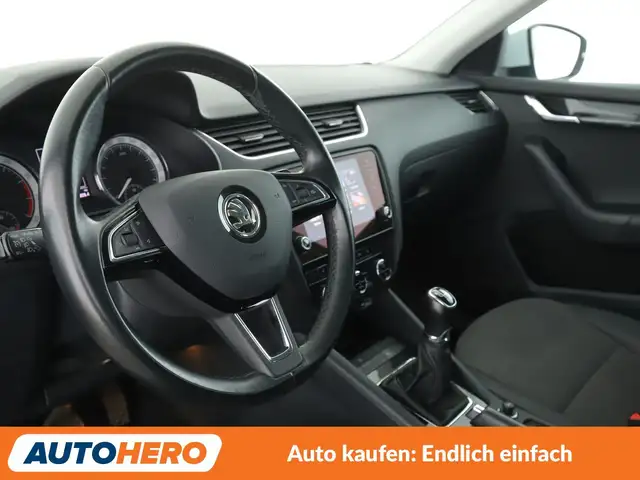 Skoda Octavia view 11