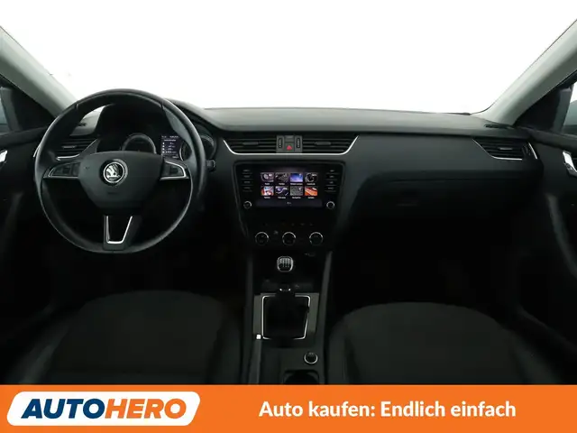 Skoda Octavia view 12