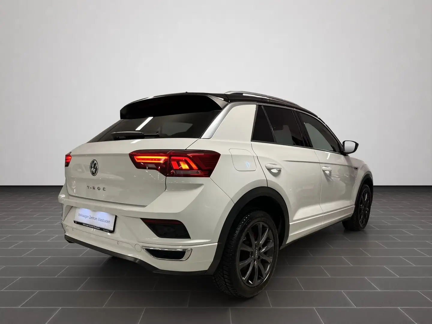 Volkswagen T-Roc 1.5 TSI DSG R-Line, Navi, Sitzh., Kamera, Weiß - 2
