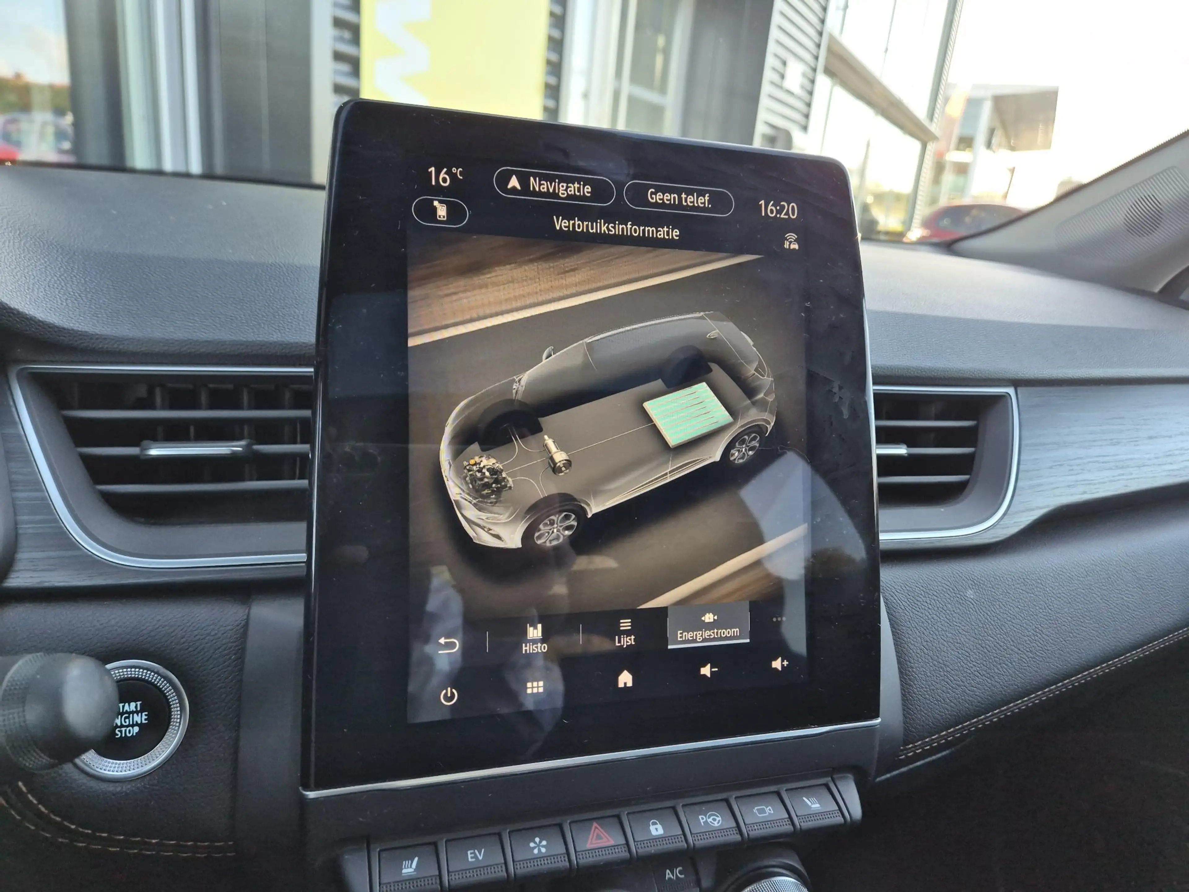 Renault Captur 1.6 E-Tech Plug-in Hybrid 160 Initiale Paris TOP m — photo 17