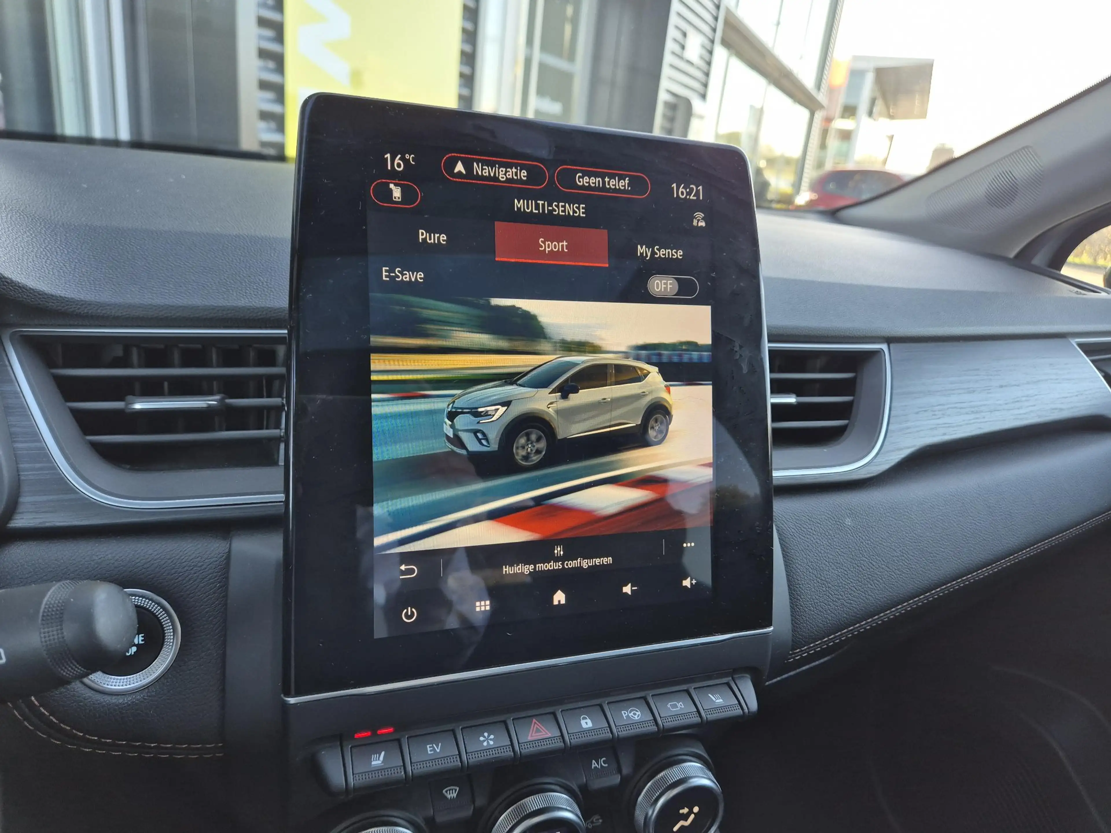 Renault Captur 1.6 E-Tech Plug-in Hybrid 160 Initiale Paris TOP m — photo 20