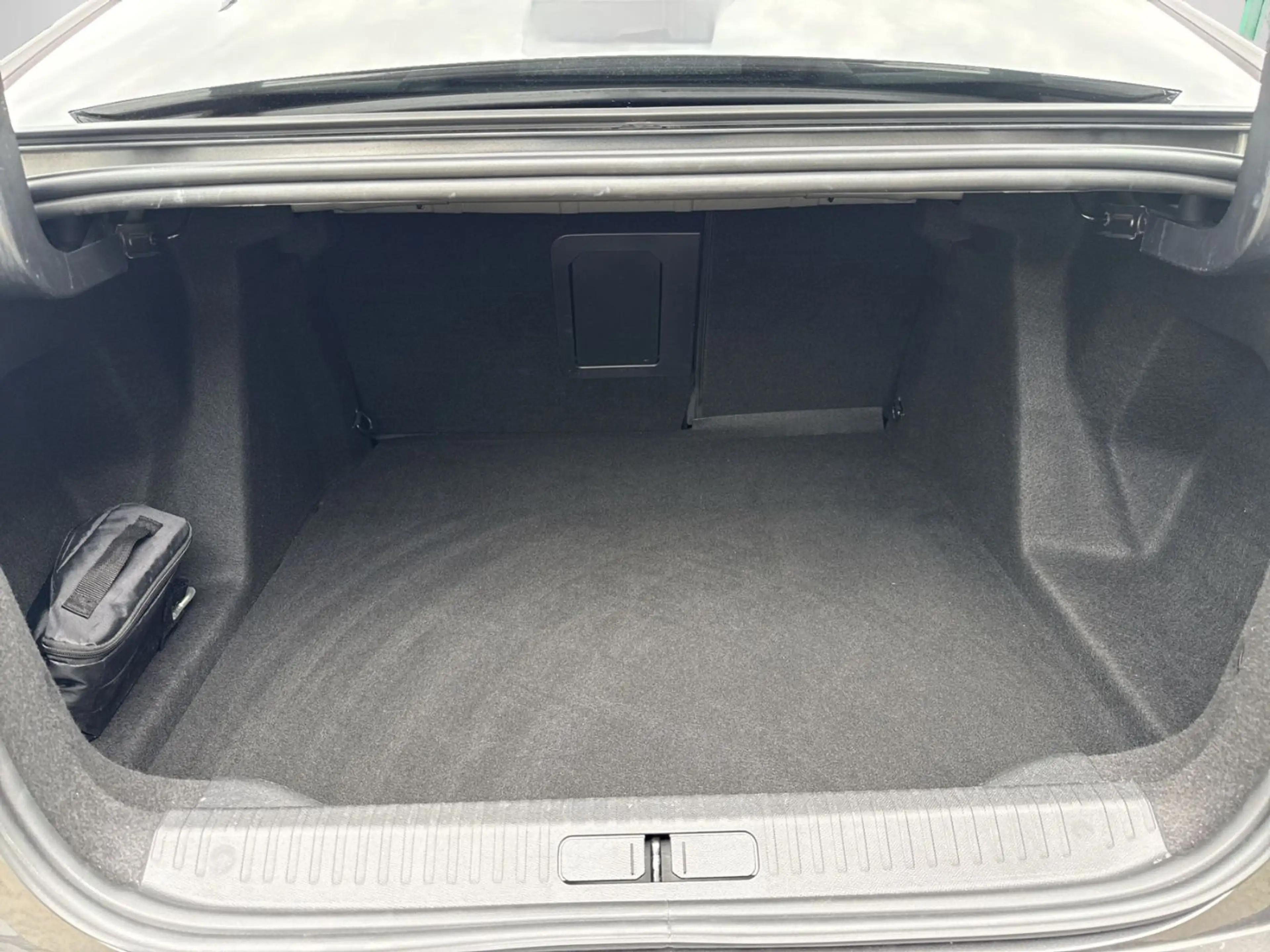Citroen C4 X Citroën ë-  e  e-Shine ACC+Alcantara+LED — photo 13