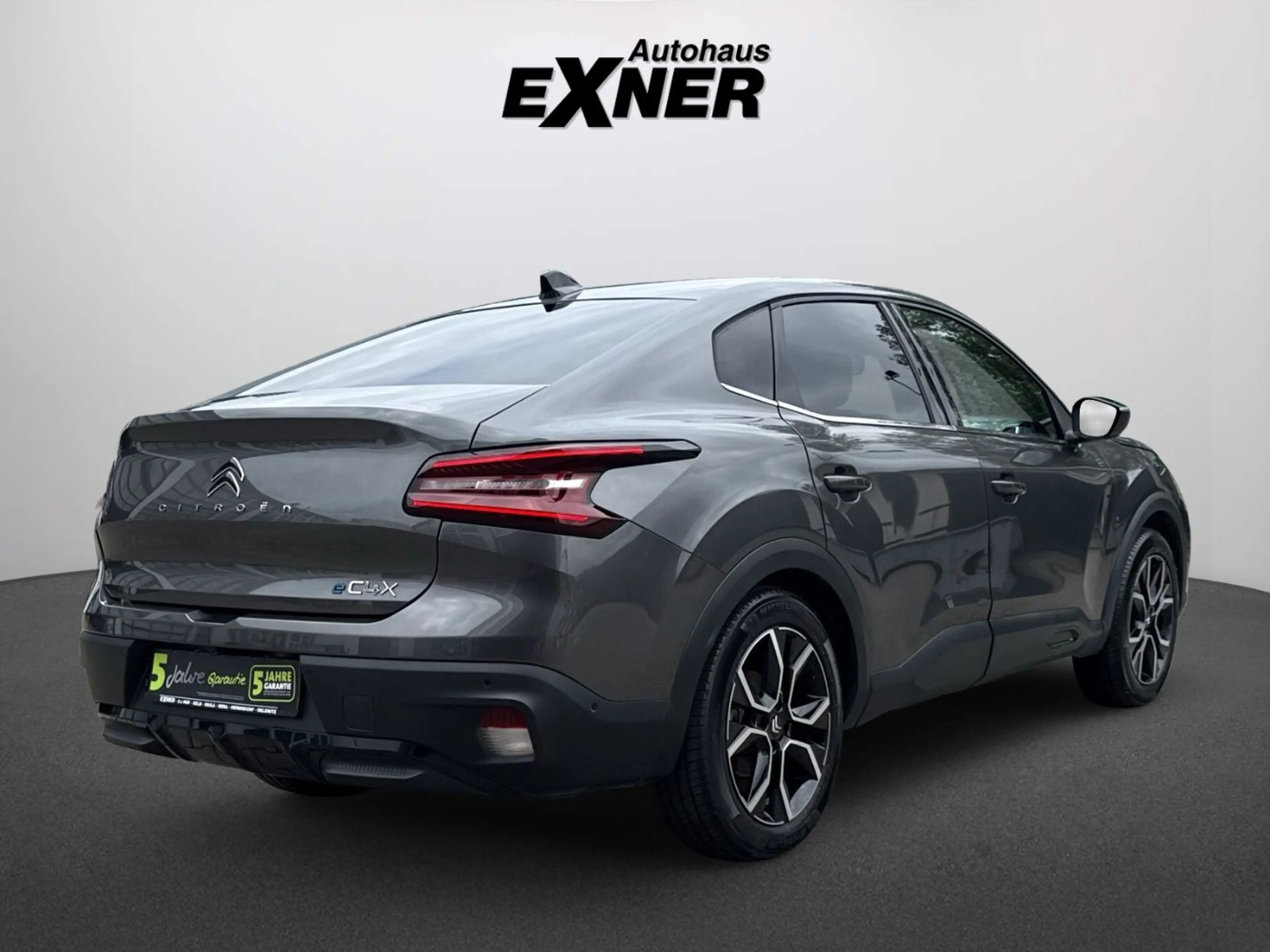 Citroen C4 X Citroën ë-  e  e-Shine ACC+Alcantara+LED — photo 3
