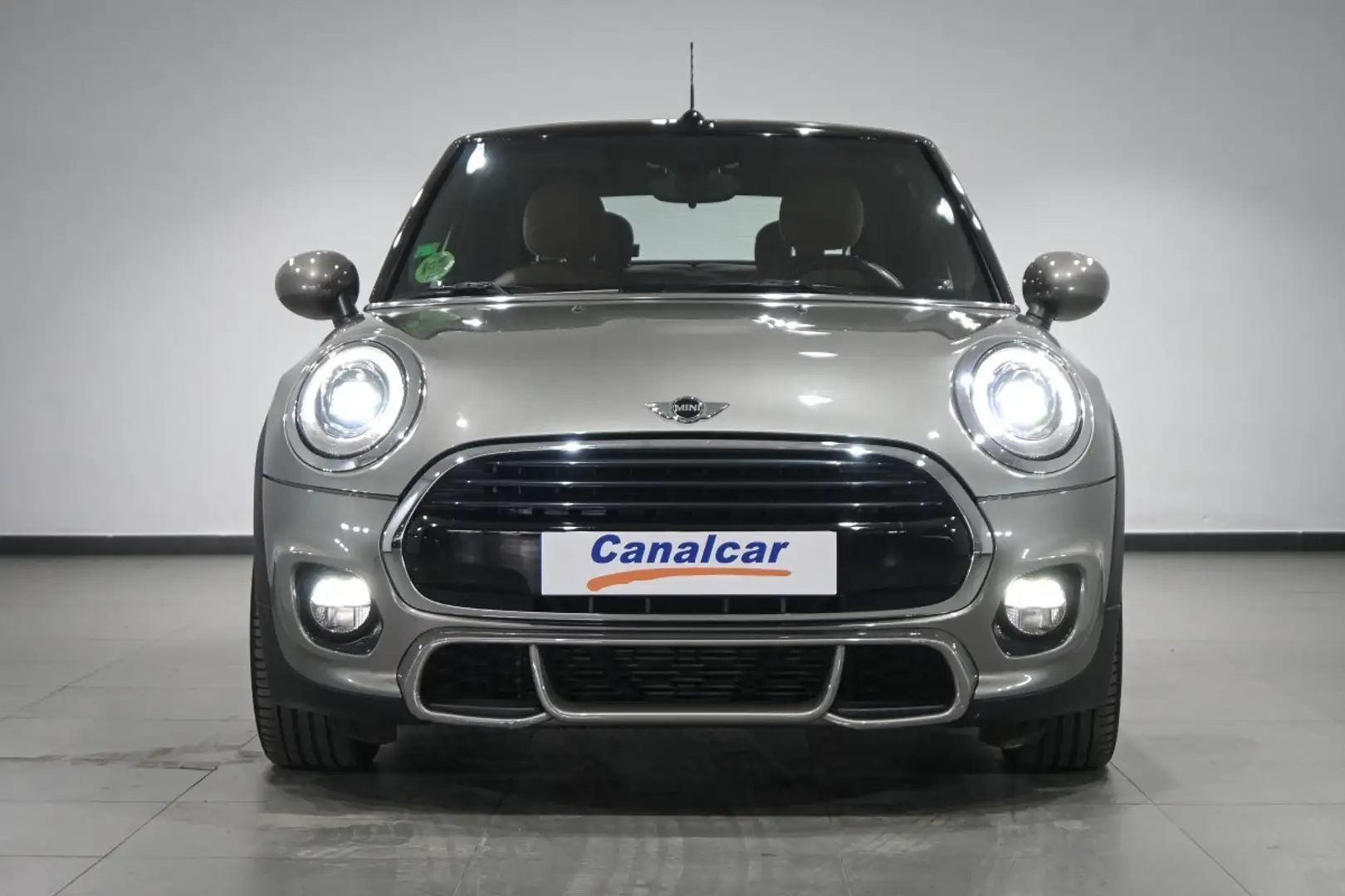 MINI Cooper D Cabrio Aut. Plateado - 2