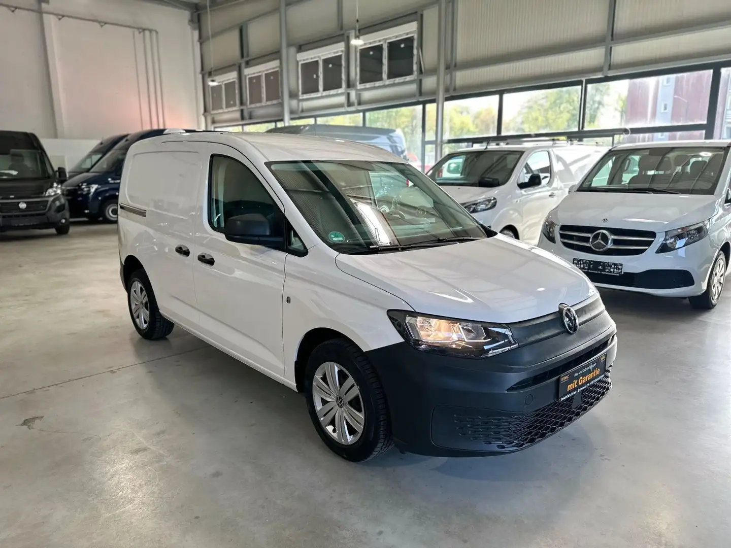 Volkswagen Caddy Cargo Basis 2.0L*60.000KM*PDC*KLIMA*1.HAND Weiß - 2