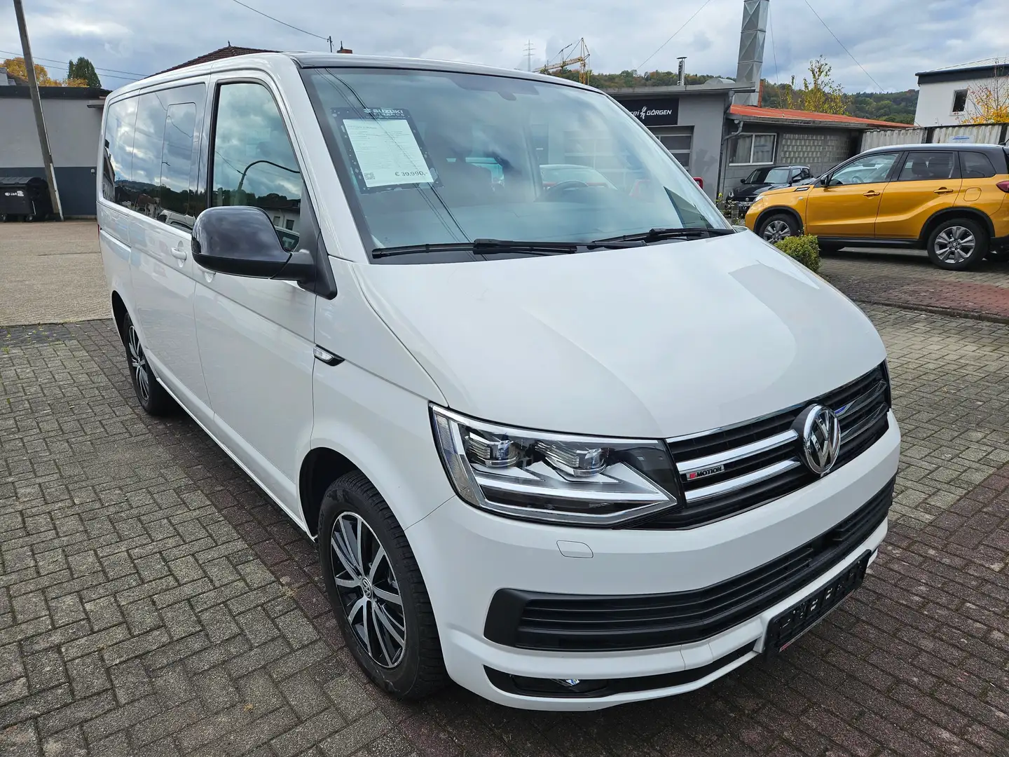 Volkswagen T6 Multivan Multivan Edition 4Motion Weiß - 2