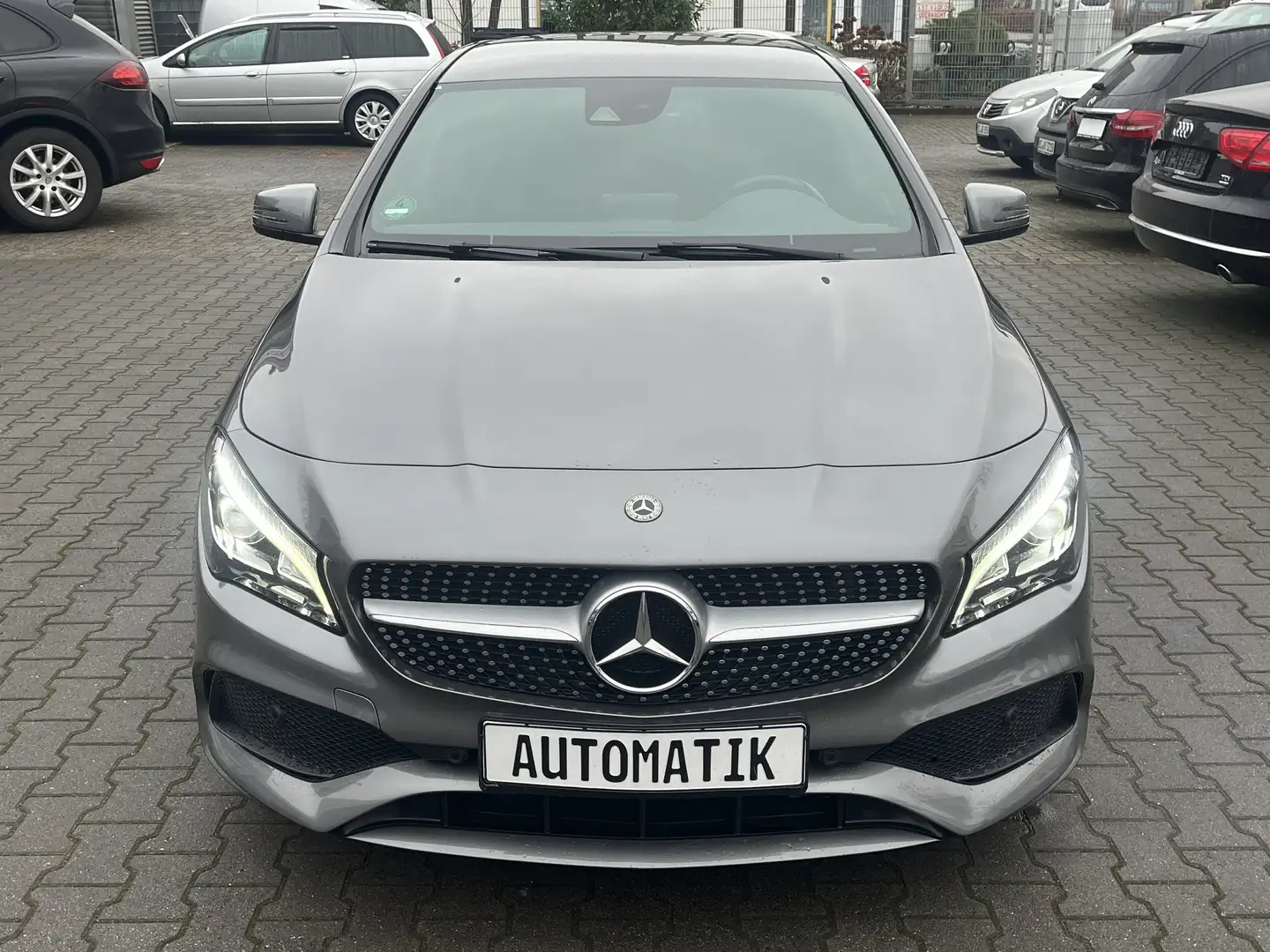 Mercedes-Benz CLA 180 AMG 7G-AUTOMATIK*LED*KAMERA Edition Gris - 2