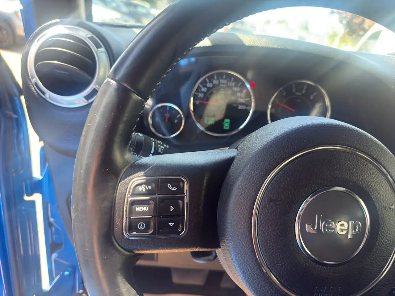 Jeep Wrangler снимка Jeep Wrangler