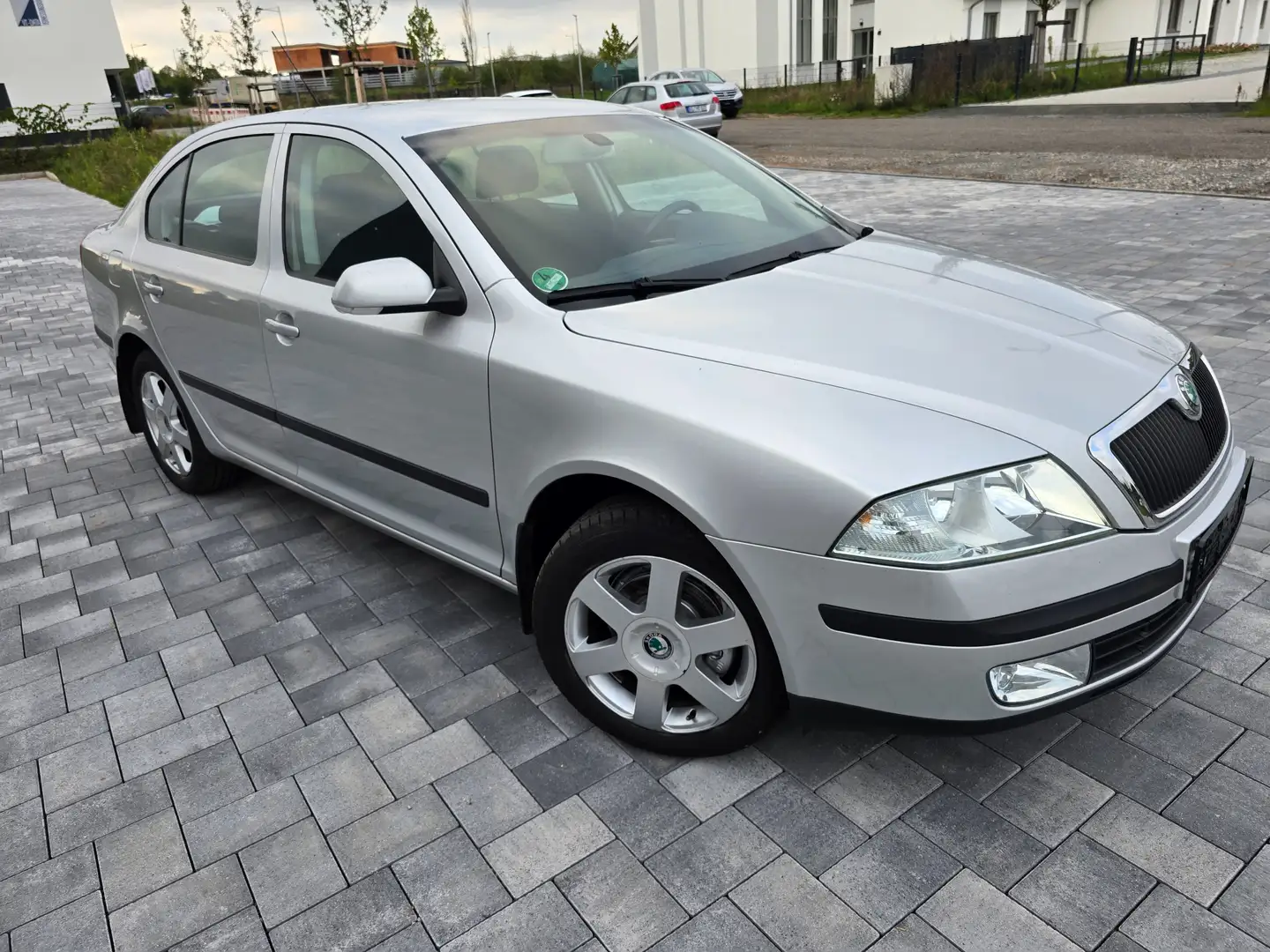 Skoda Octavia Elegance Silber - 1