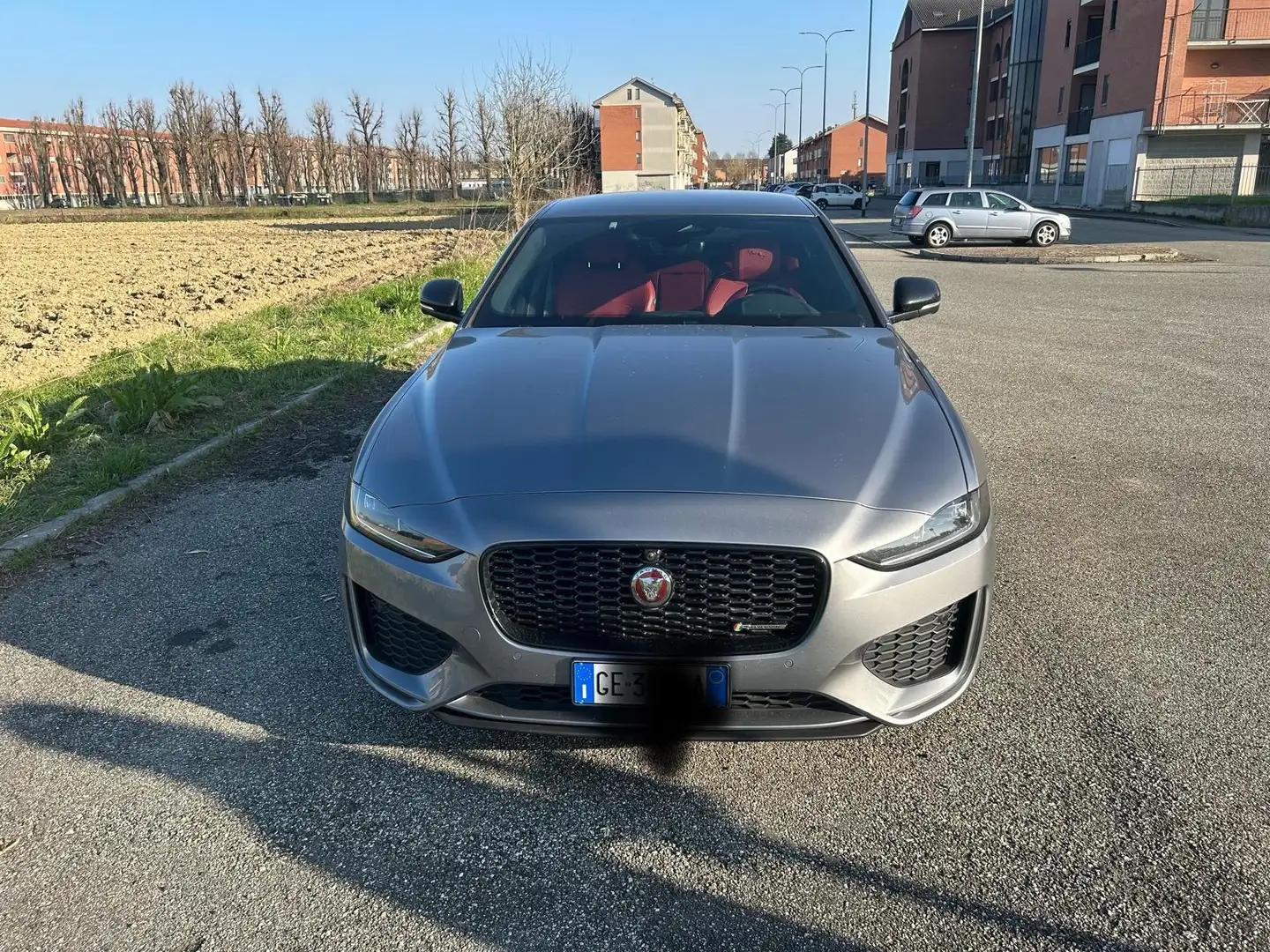 Jaguar XE XE 2.0d i4 mhev R-Dynamic S awd 204cv auto Grigio - 1