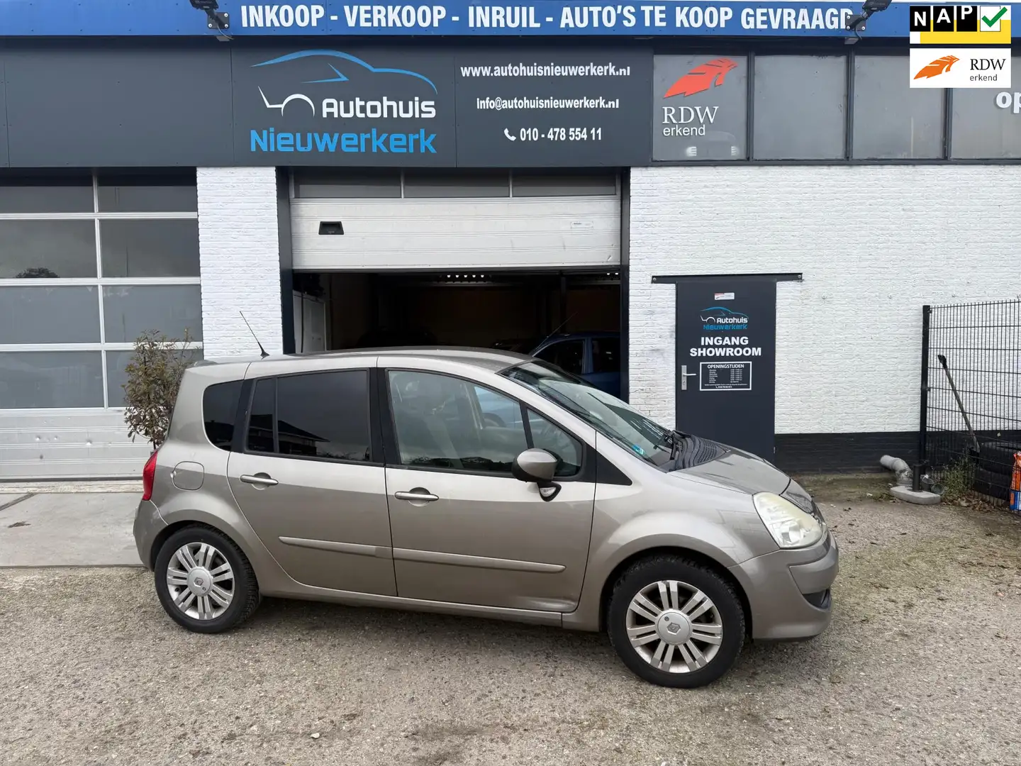 Renault Grand Modus 1.6-16V Dynamique-Automaat- met Onderhoudshistorie Beige - 1