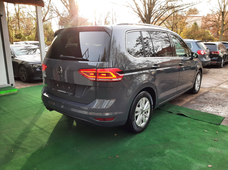 Volkswagen Touran Highline BMT/Start-Stopp Panorama — photo 3