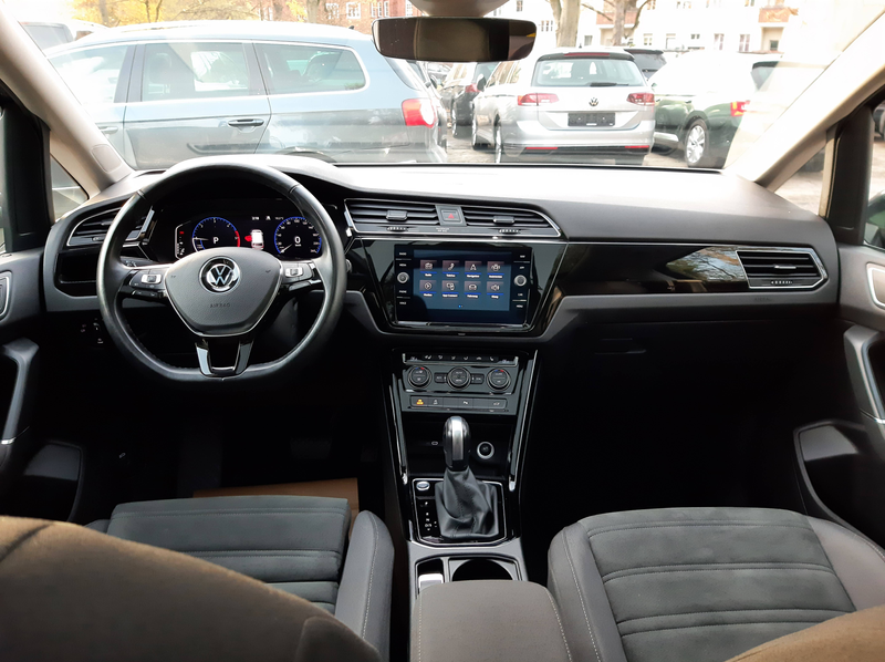 Volkswagen Touran Highline BMT/Start-Stopp Panorama — photo 7