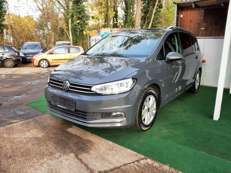 Volkswagen Touran Highline BMT/Start-Stopp Panorama