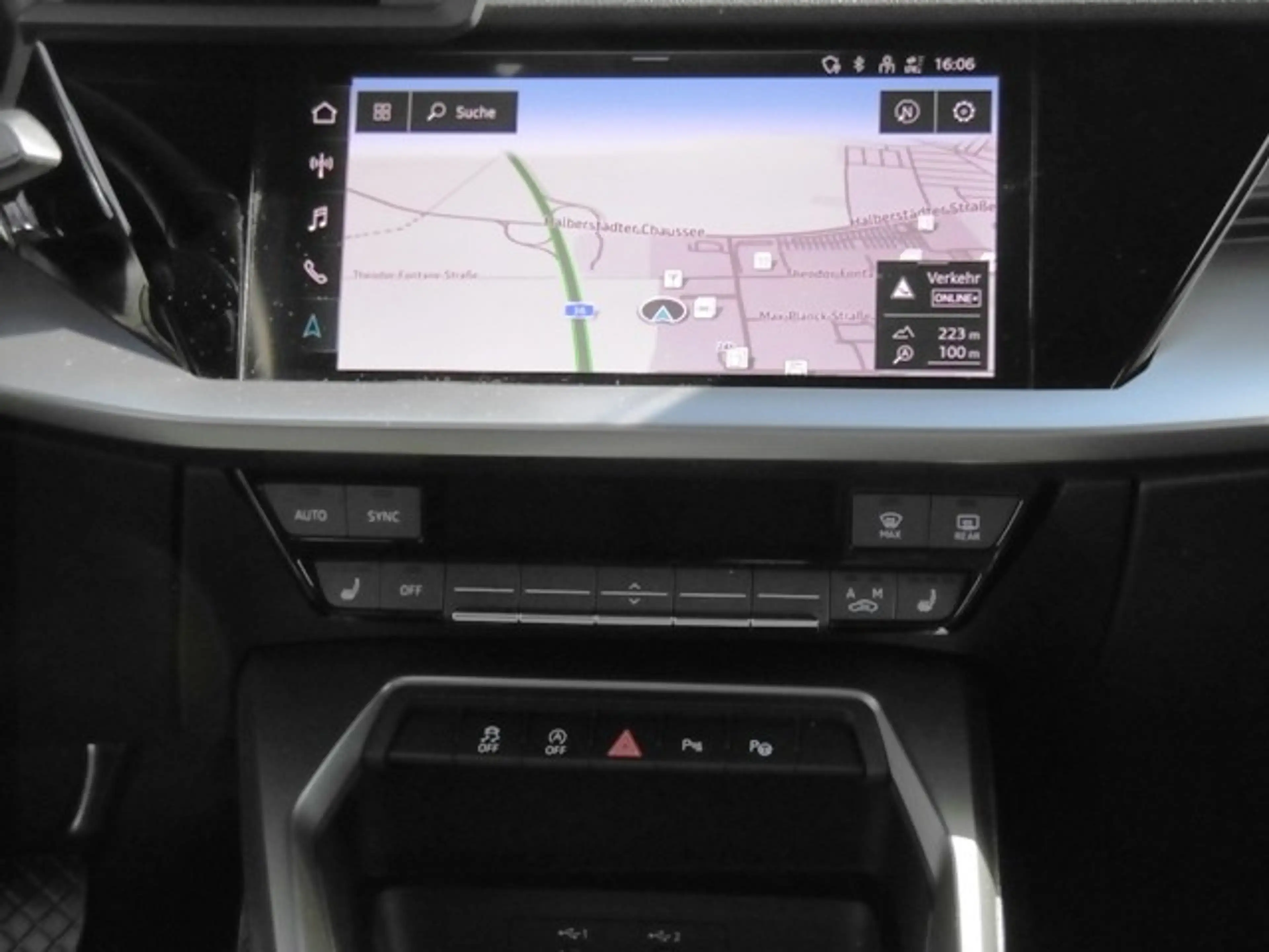 Audi A3 Sportback 35 1.5 TFSI MHEV Basis Klima Navi — photo 10