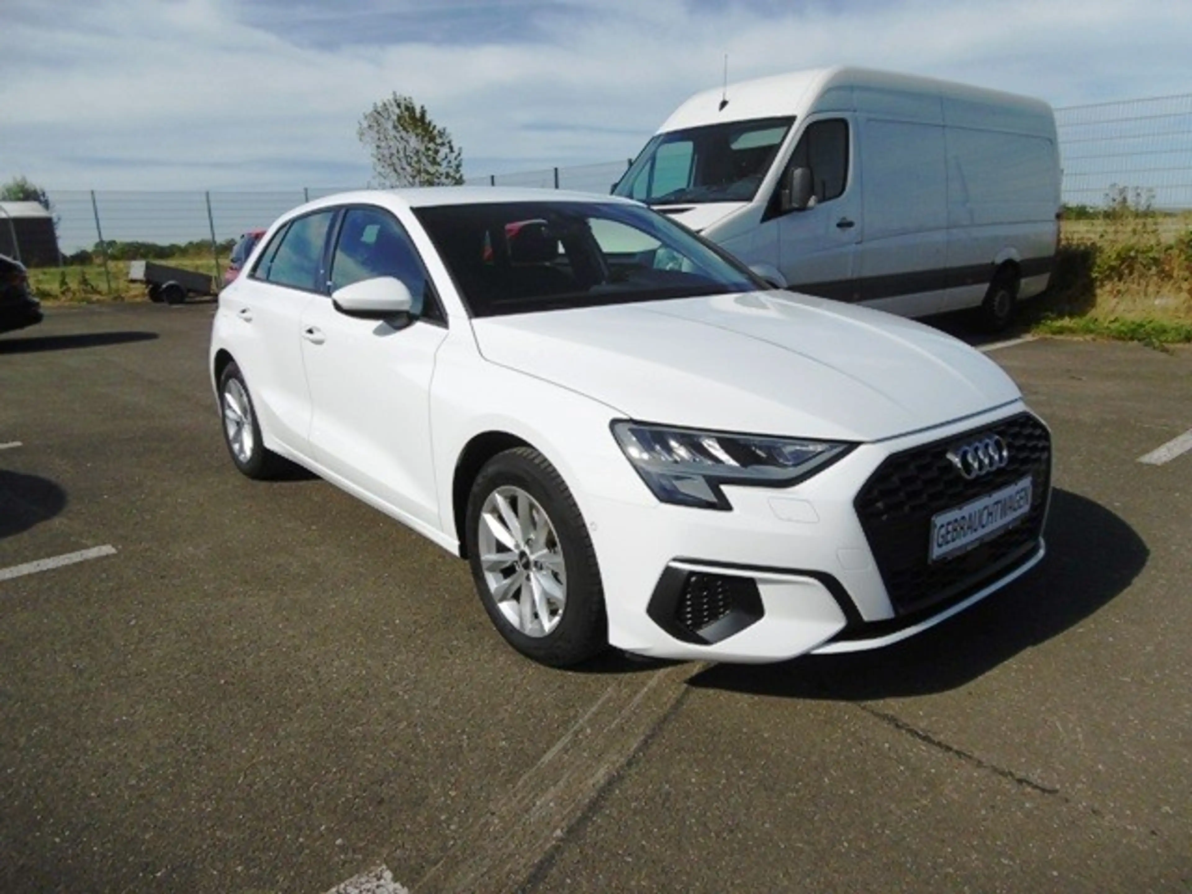 Audi A3 Sportback 35 1.5 TFSI MHEV Basis Klima Navi — photo 3