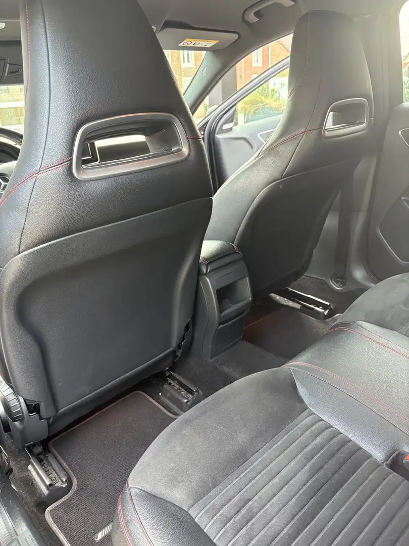 Mercedes-Benz A 200 d - 1