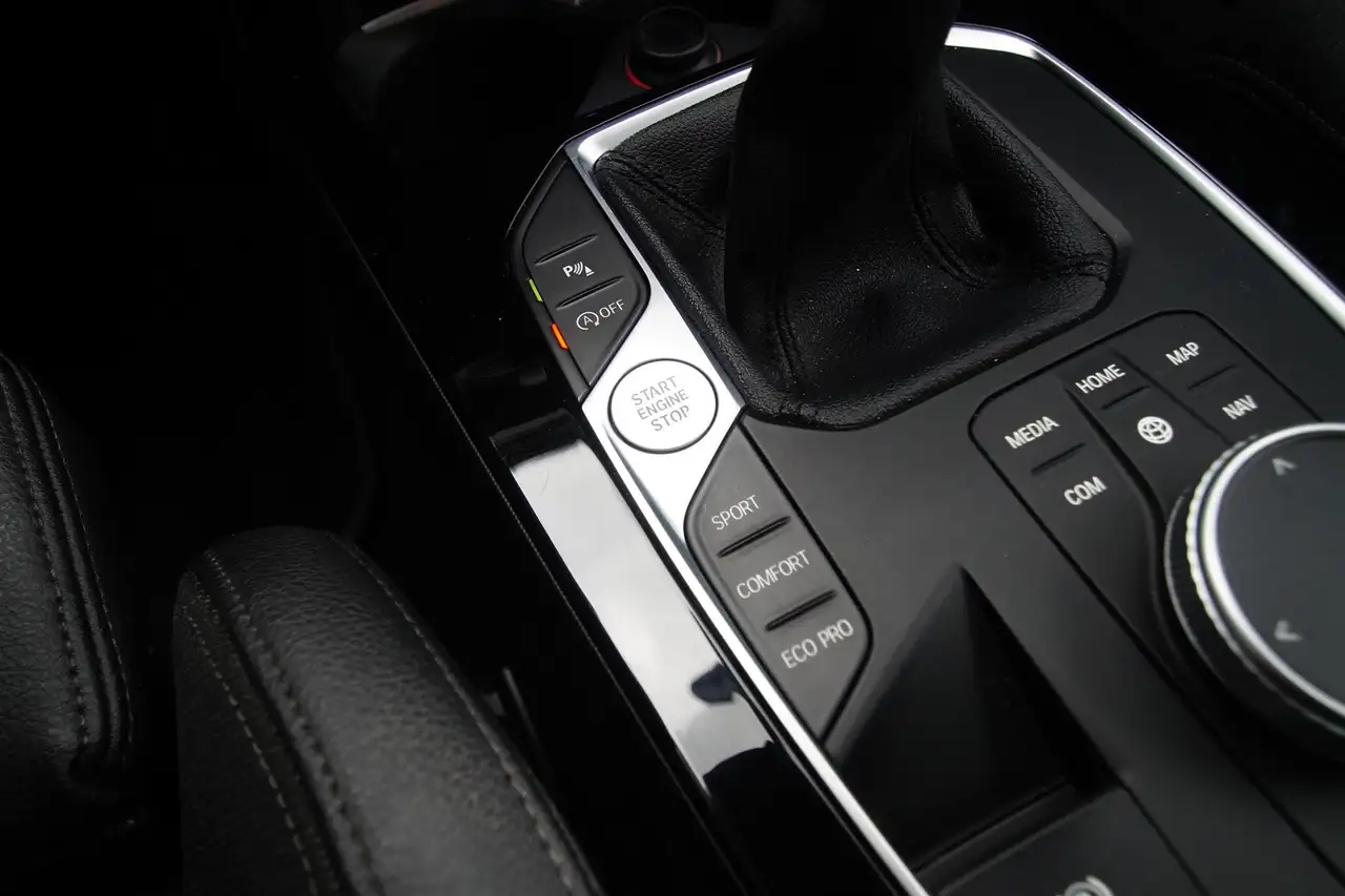 BMW 118 118i Sport Line LED Harman/Kardon Panoramada, миниатюра 30