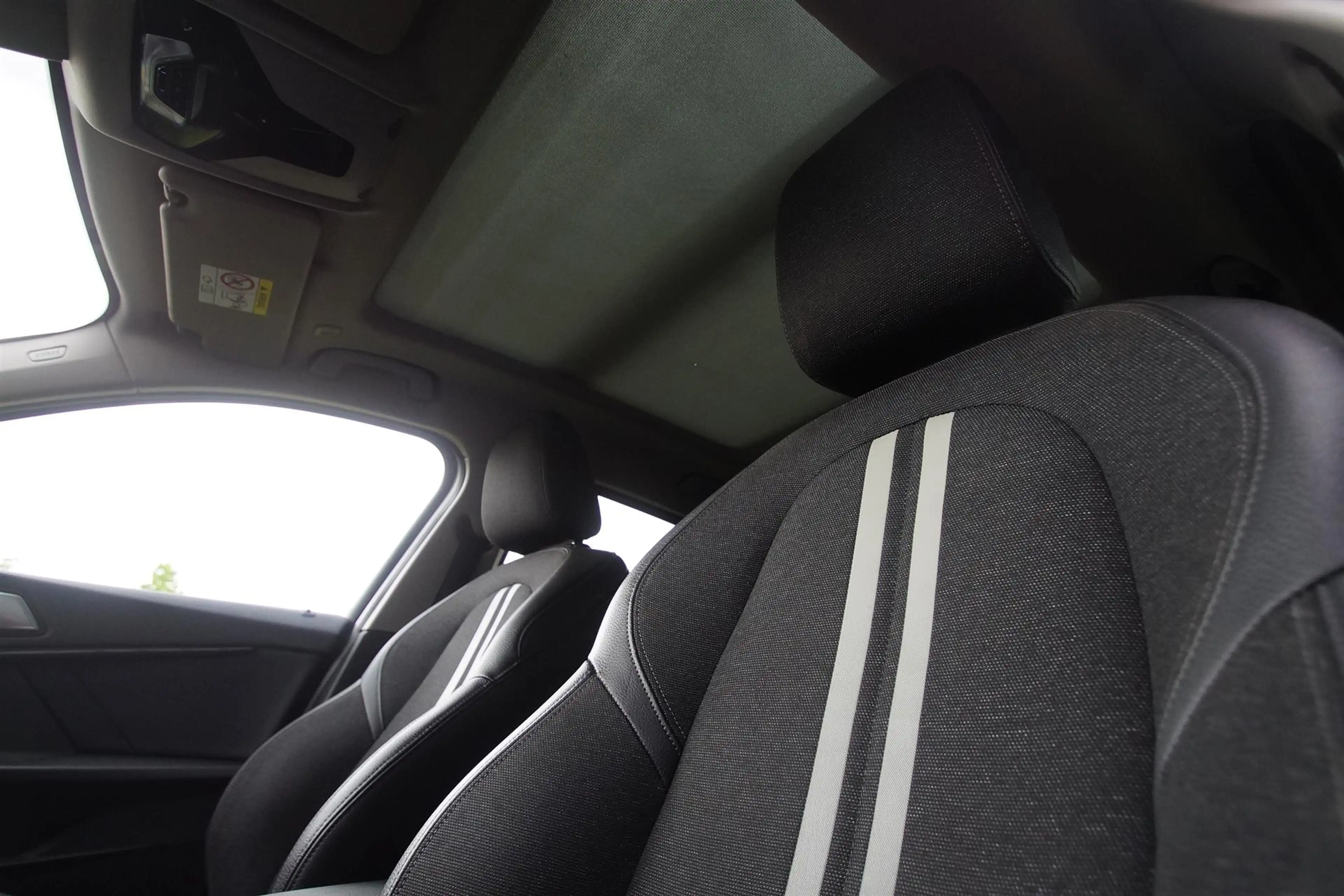 BMW 118 118i Sport Line | LED | Harman/Kardon | Panoramada — photo 42