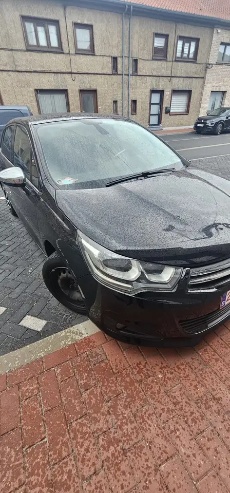 Citroën C4