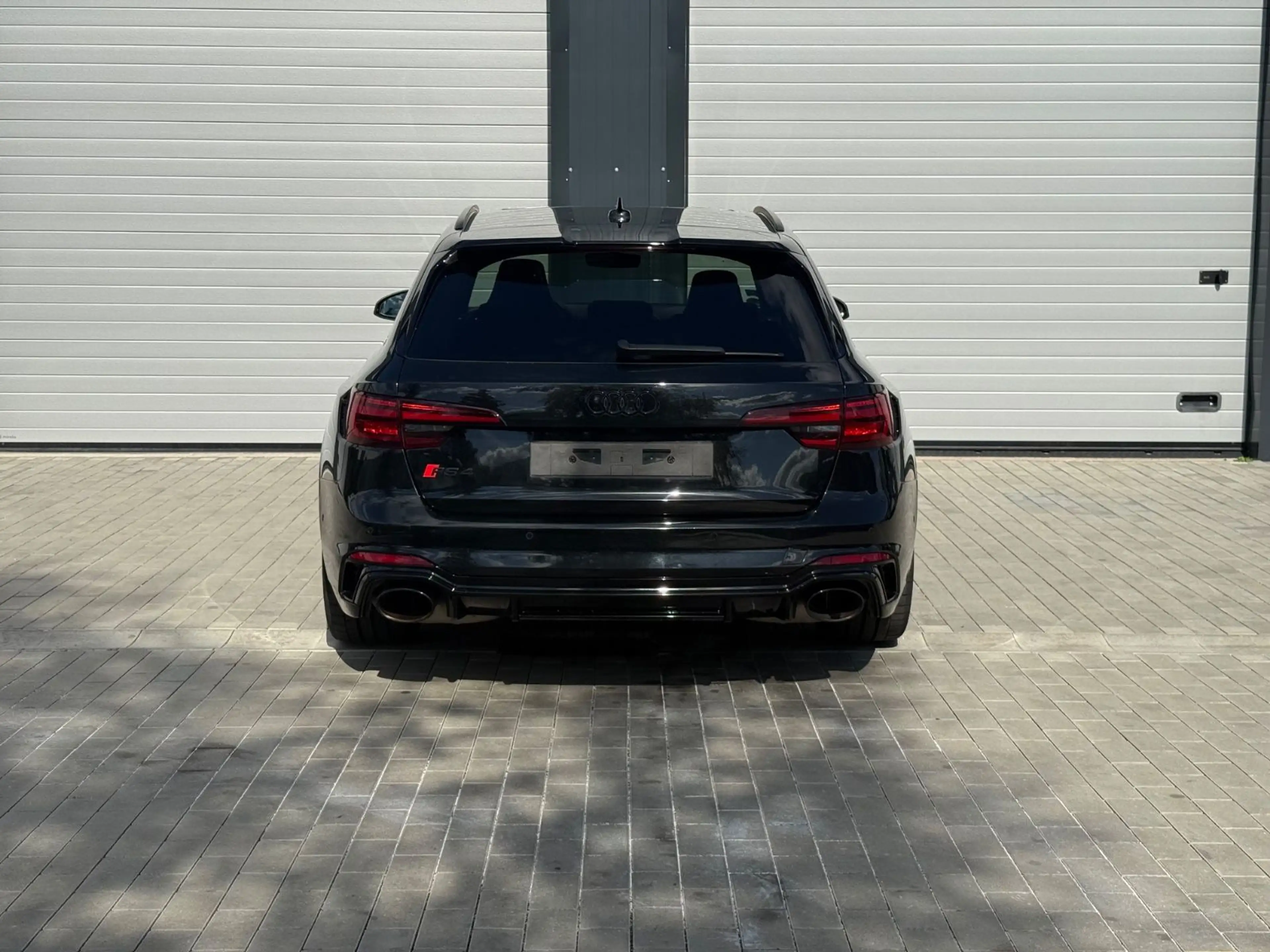 Audi RS4 RS 4 Avant 2.9 TFSI quattro*B&O*RSAGA*PANO* — photo 4