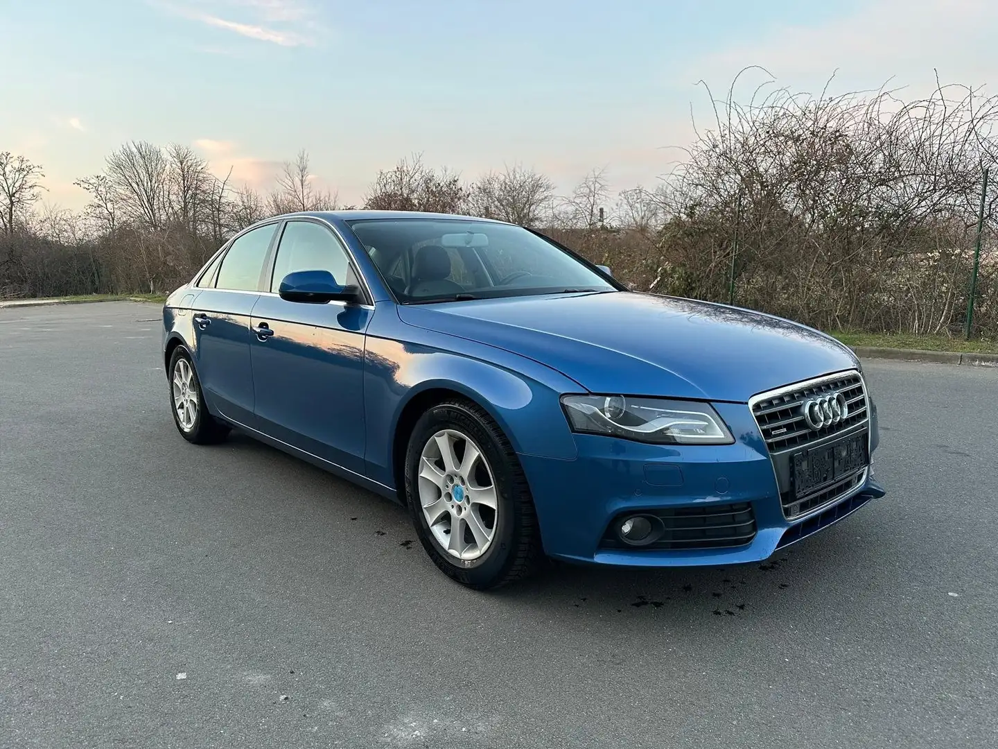 Audi A4 A4 1.8 TFSI quattro Ambition *Sportpaket* Bleu - 2