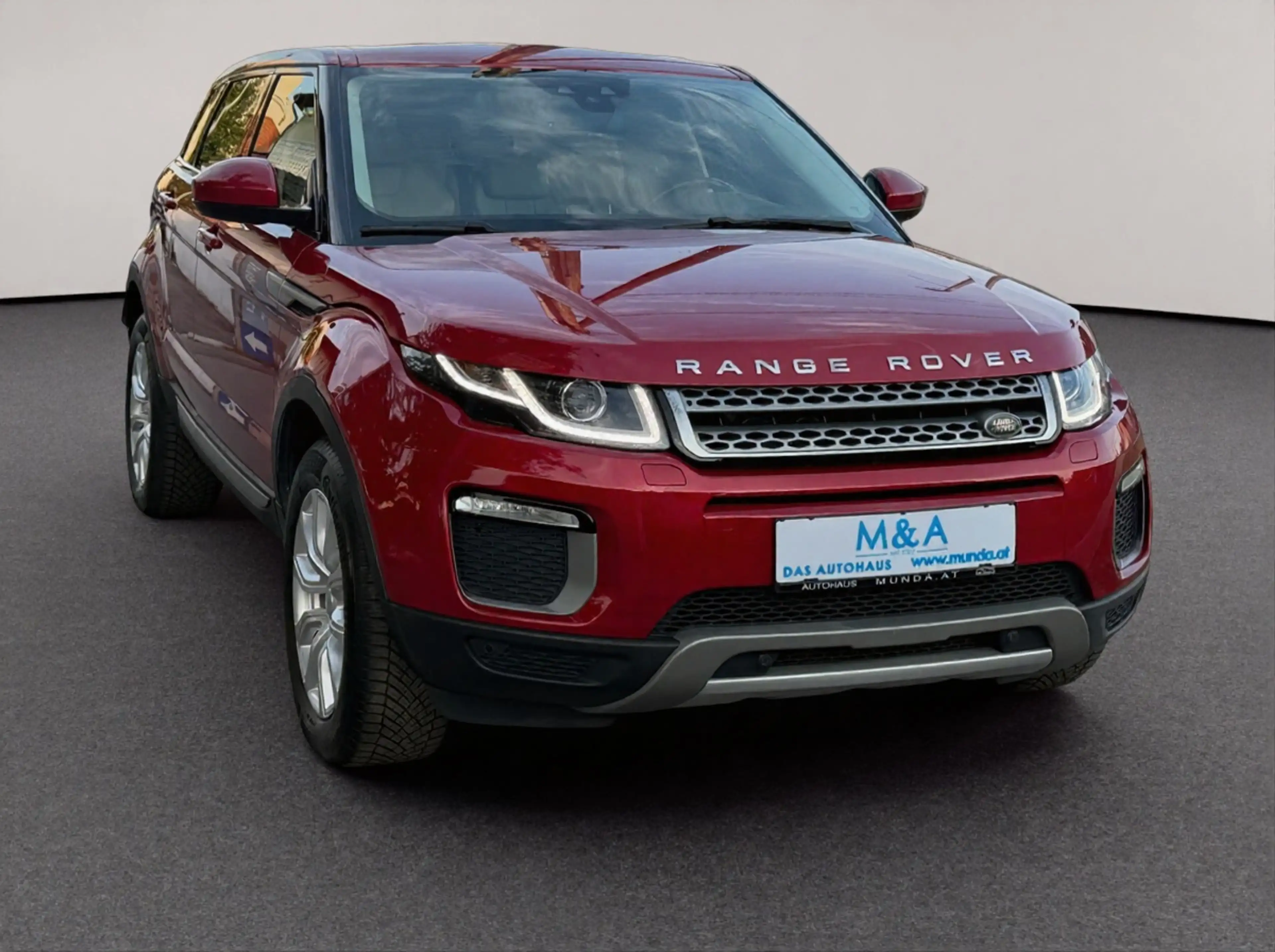 Land Rover Range Rover Evoque 2.0 Td4 SE — photo 2