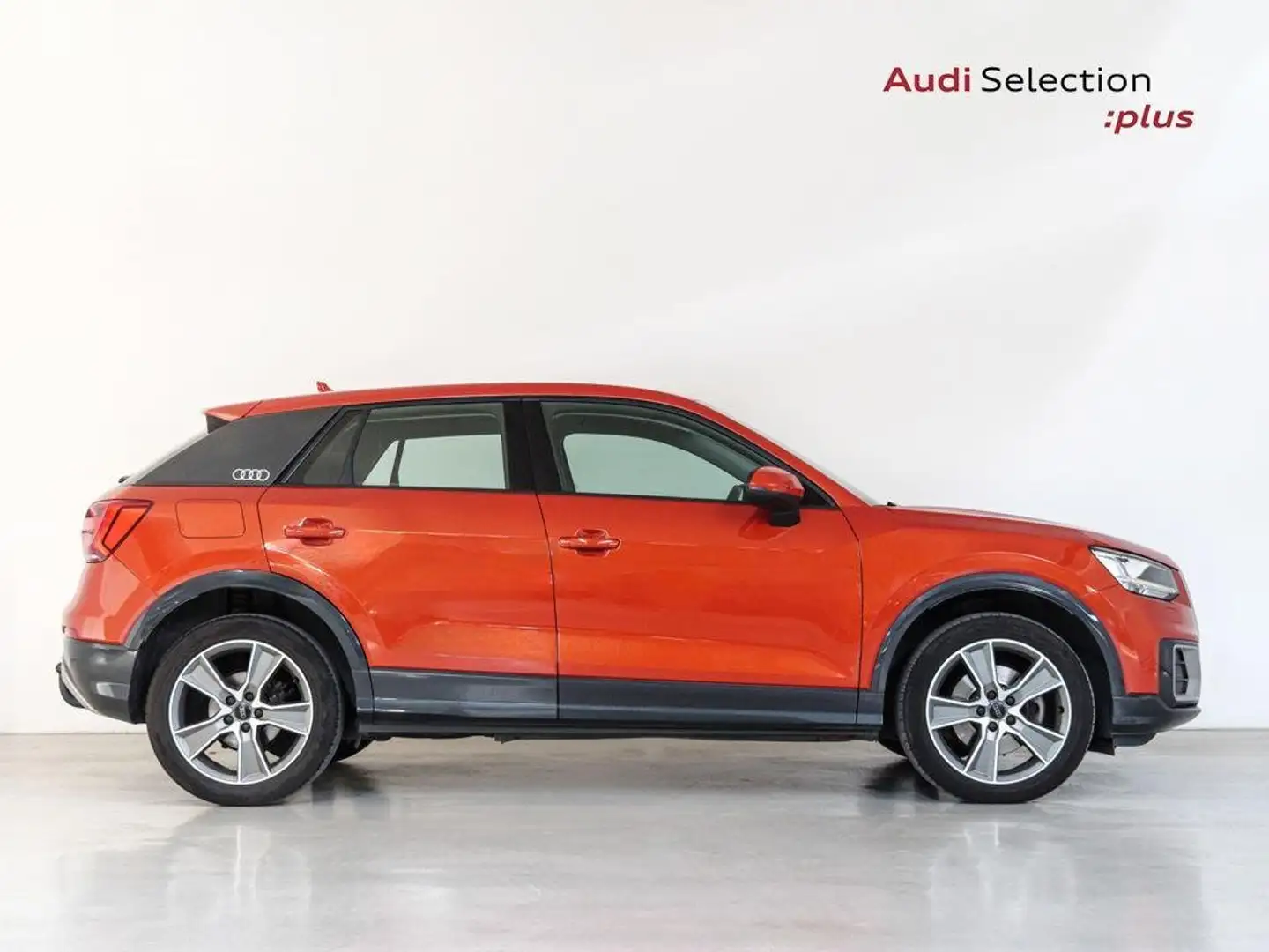 Audi Q2 1.6TDI Design edition 85kW Naranja - 2