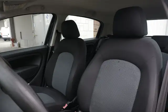Fiat Grande Punto view 16