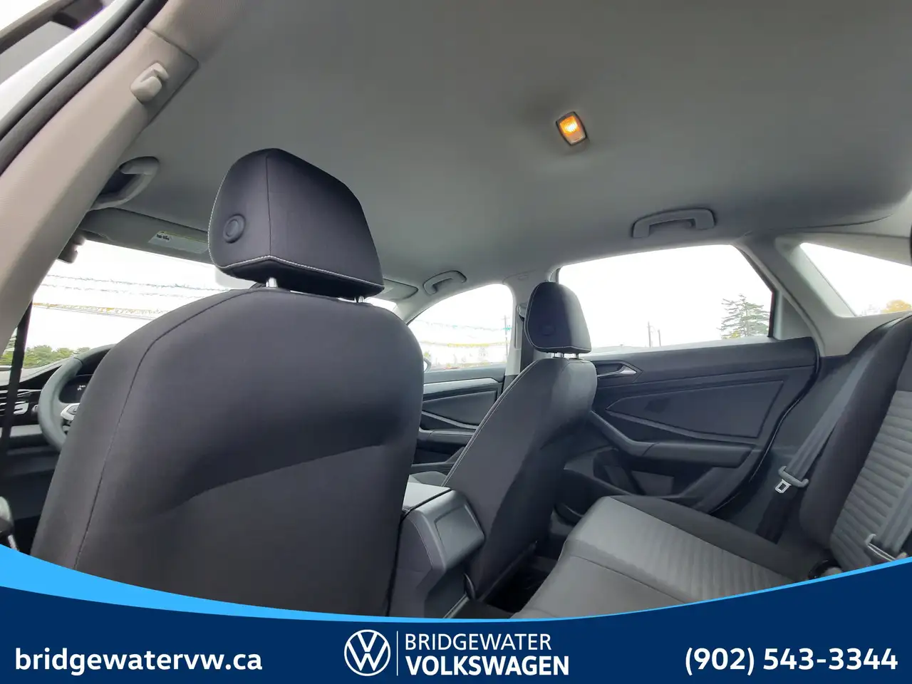 Volkswagen Jetta снимка Volkswagen Jetta