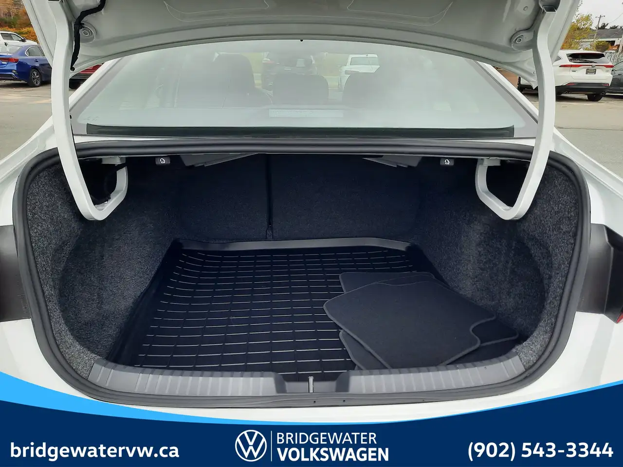 Volkswagen Jetta снимка Volkswagen Jetta