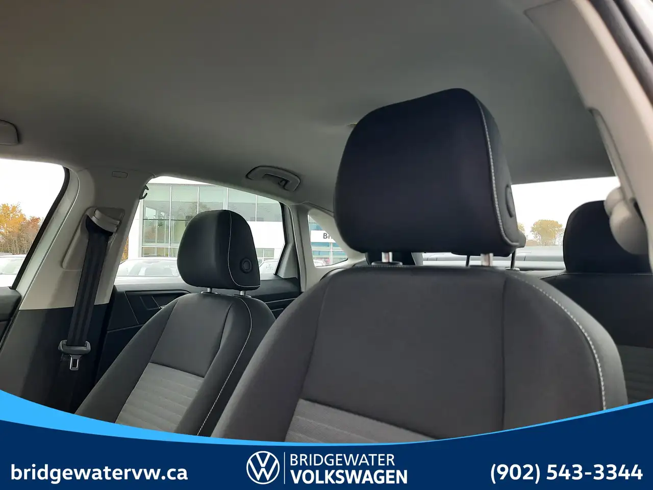 Volkswagen Jetta снимка Volkswagen Jetta