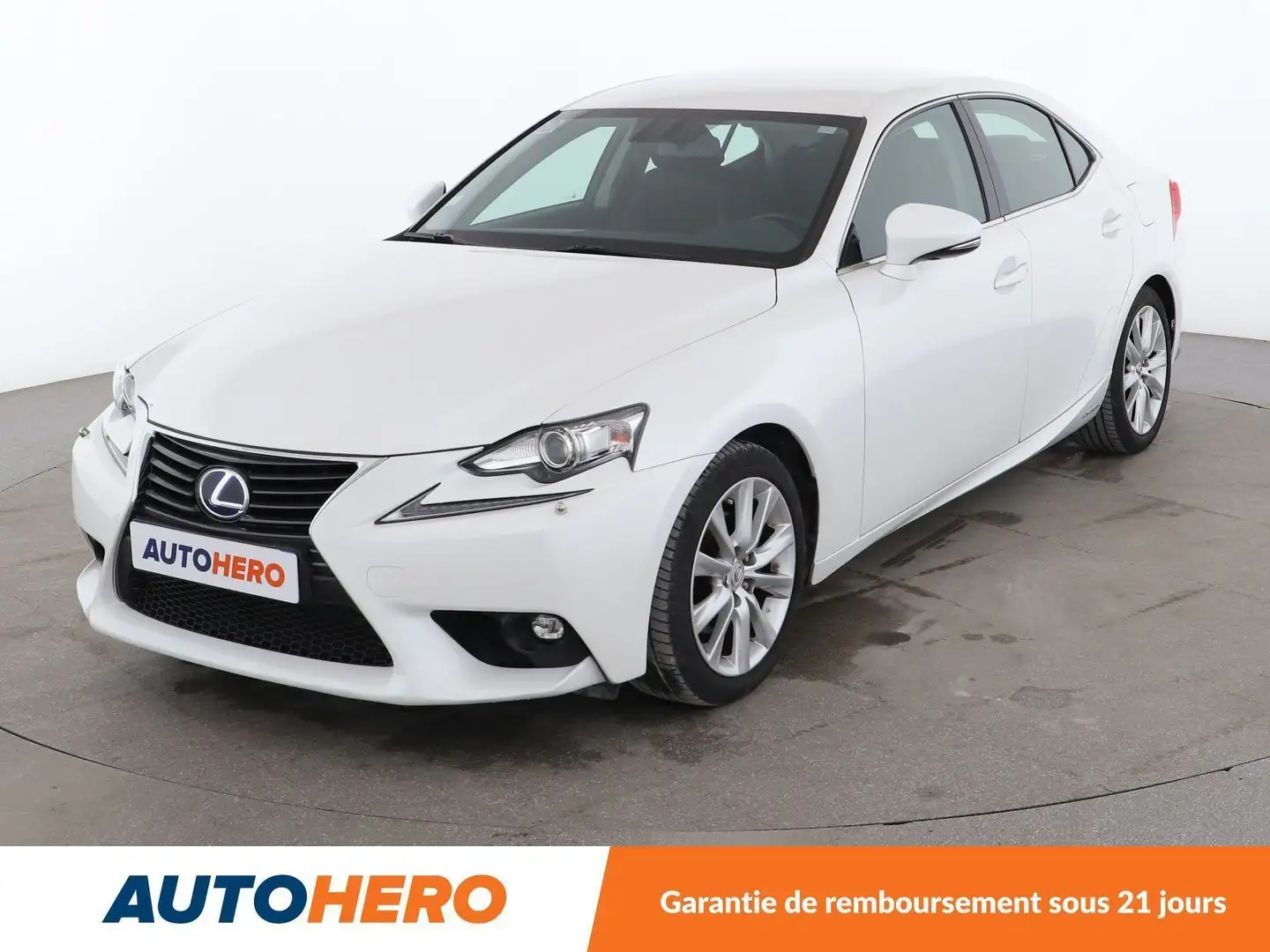 Lexus IS 300 300h Business Blanc - 1