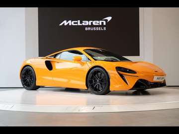 Artura McLaren Artura Coupe – McLaren orange