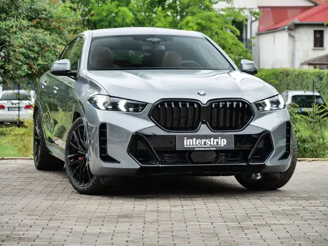 BMW X6 view 3