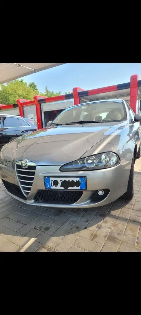 Alfa Romeo 147 5p 1.6 ts 16v Progression 105cv - 2