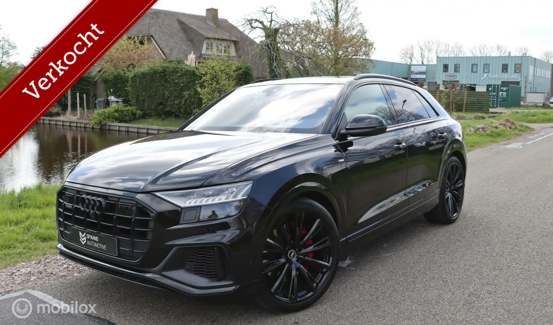 Audi Q8 60 TFSI e Quattro Competition / Nightvision / Scha Zwart - 1