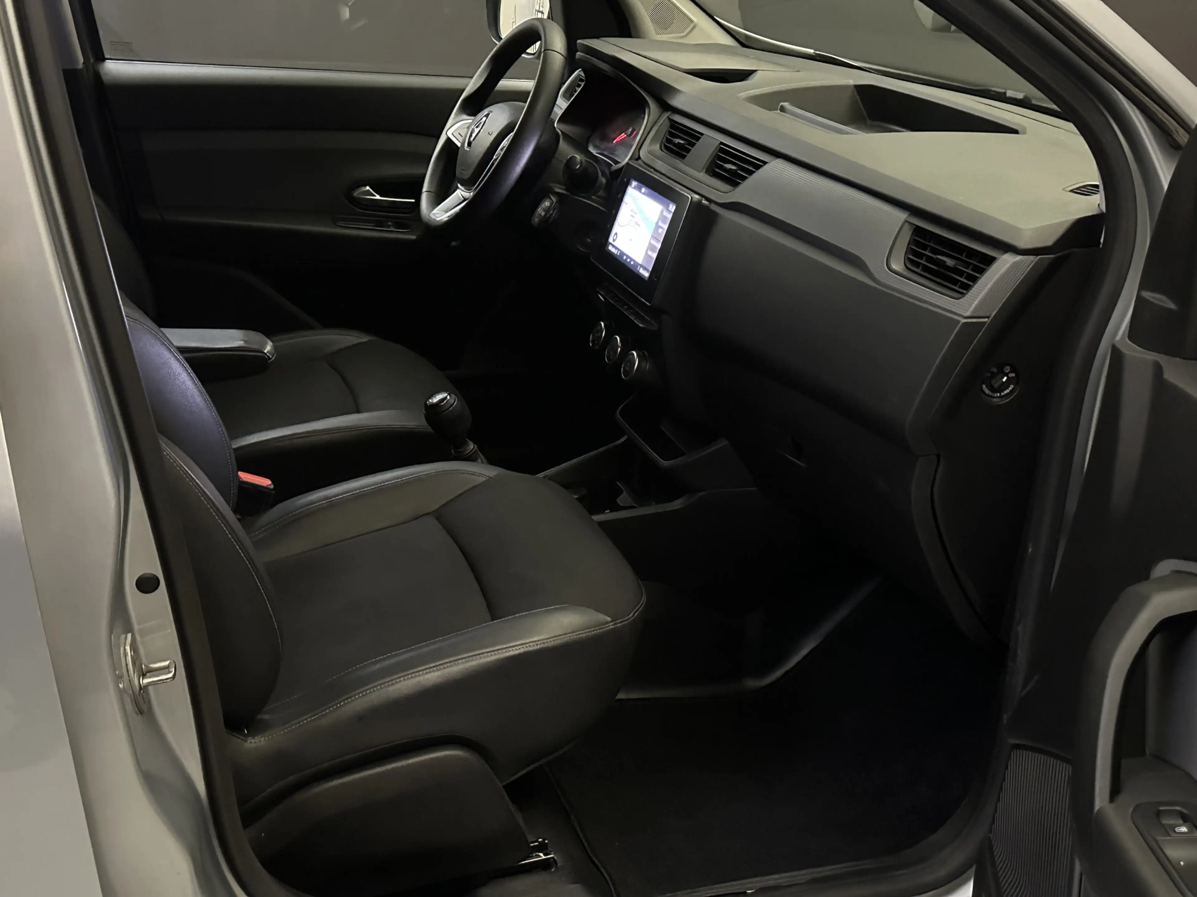 Renault Express 1.3 TCe 100 Comfort + BENZINE*NAVI*SCHRUIFDEUR*AIR — photo 11