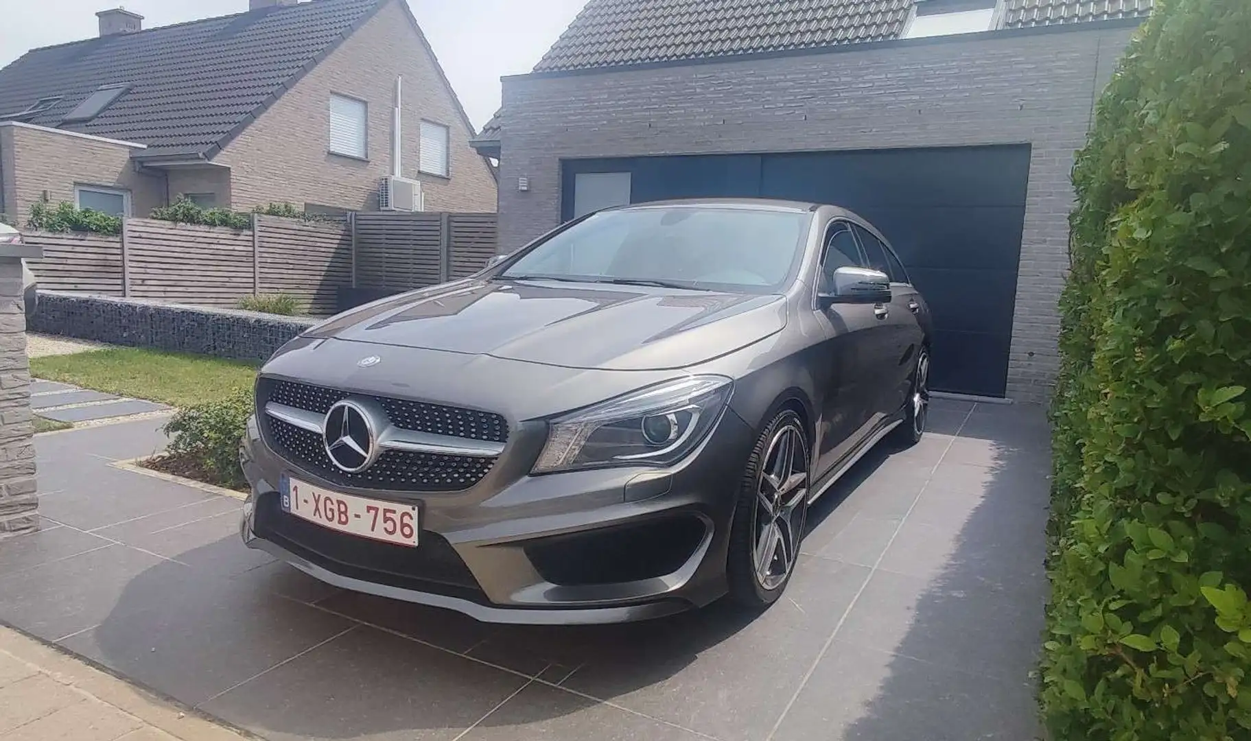 Mercedes-Benz CLA 180 Shooting Brake d 7G-DCT AMG Line - 1