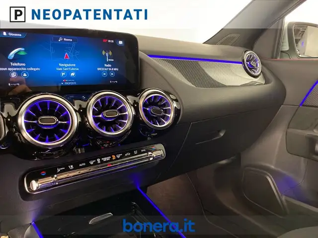 Mercedes-Benz Gla Class view 13